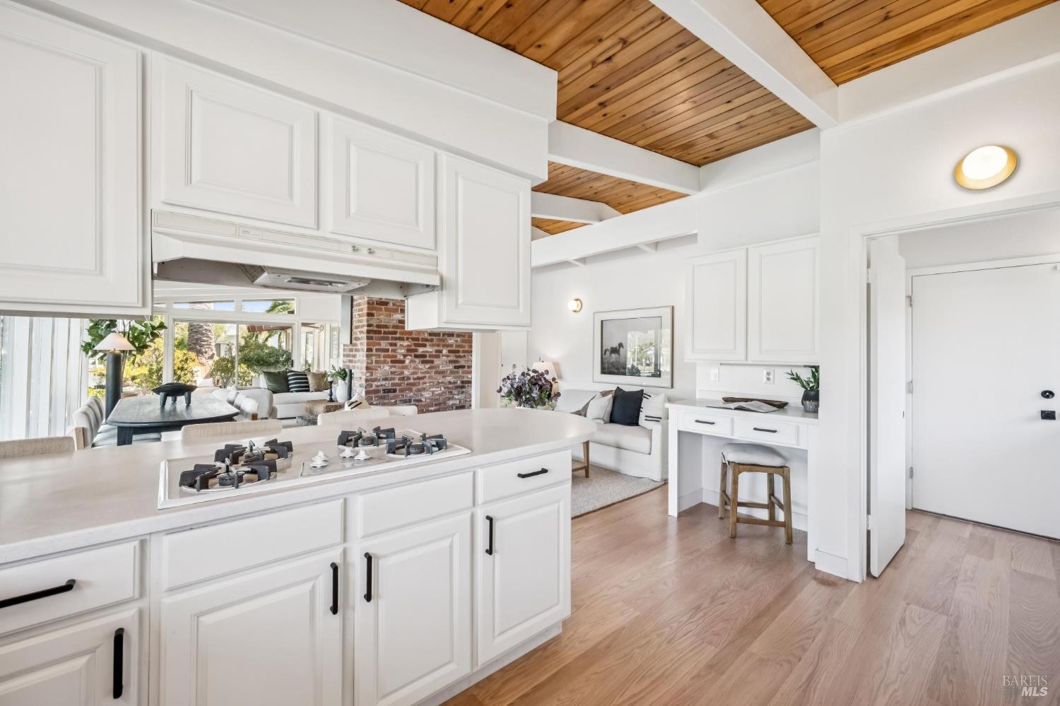 12 Amalfi Place