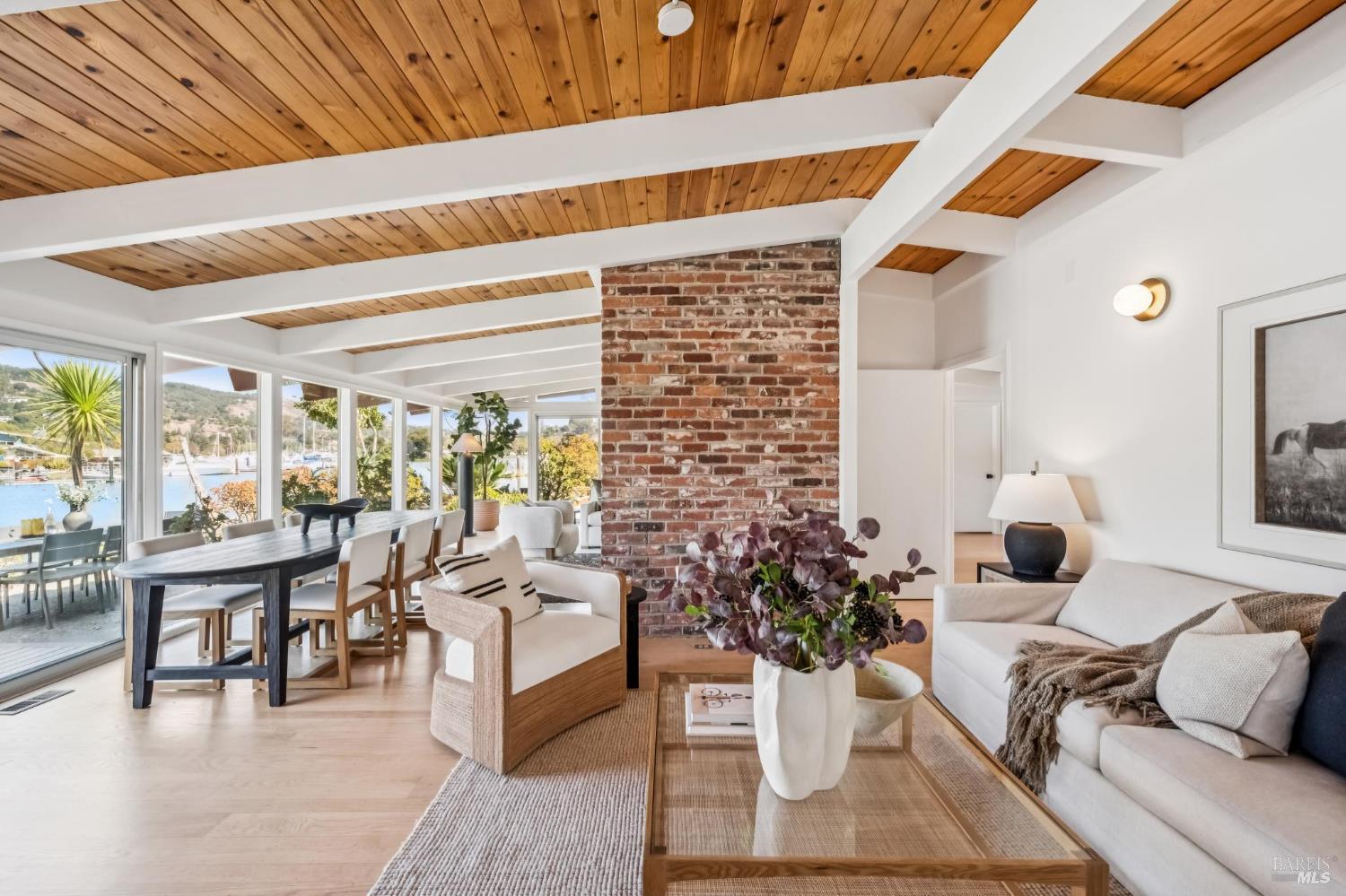 12 Amalfi Place