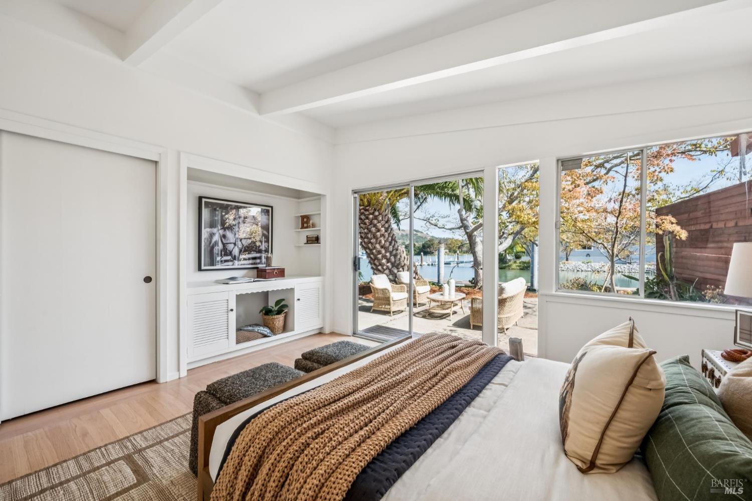 12 Amalfi Place