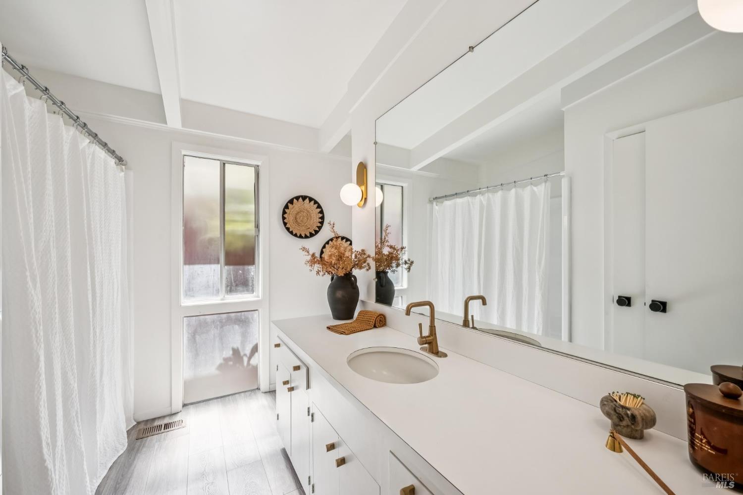 12 Amalfi Place