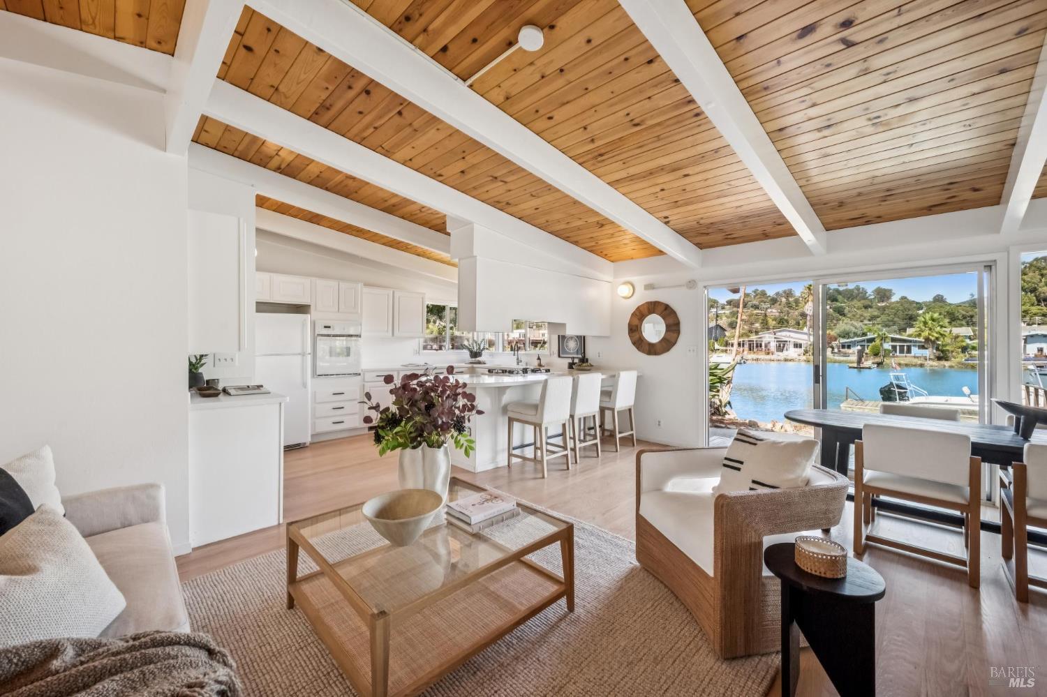 12 Amalfi Place