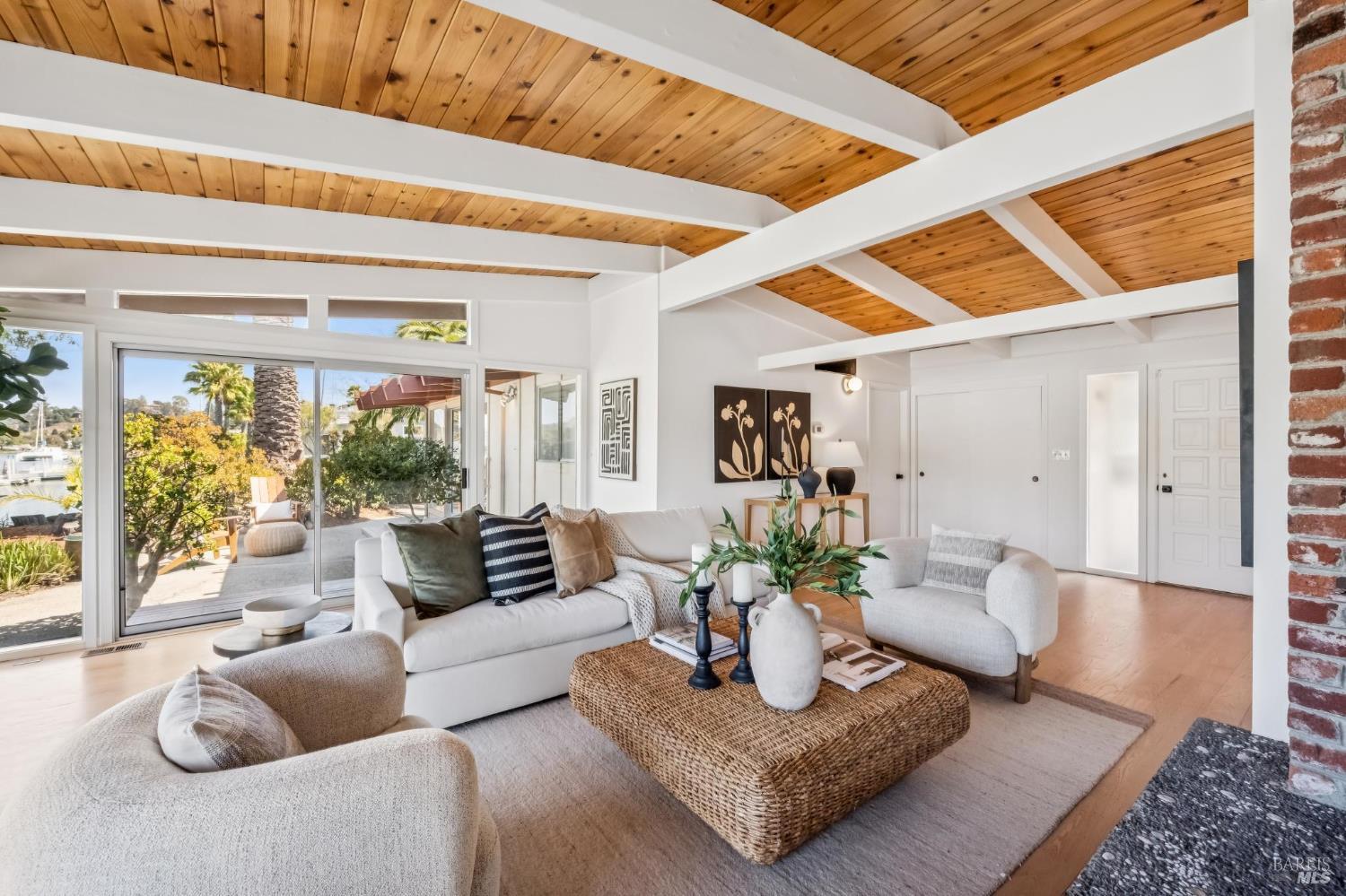 12 Amalfi Place