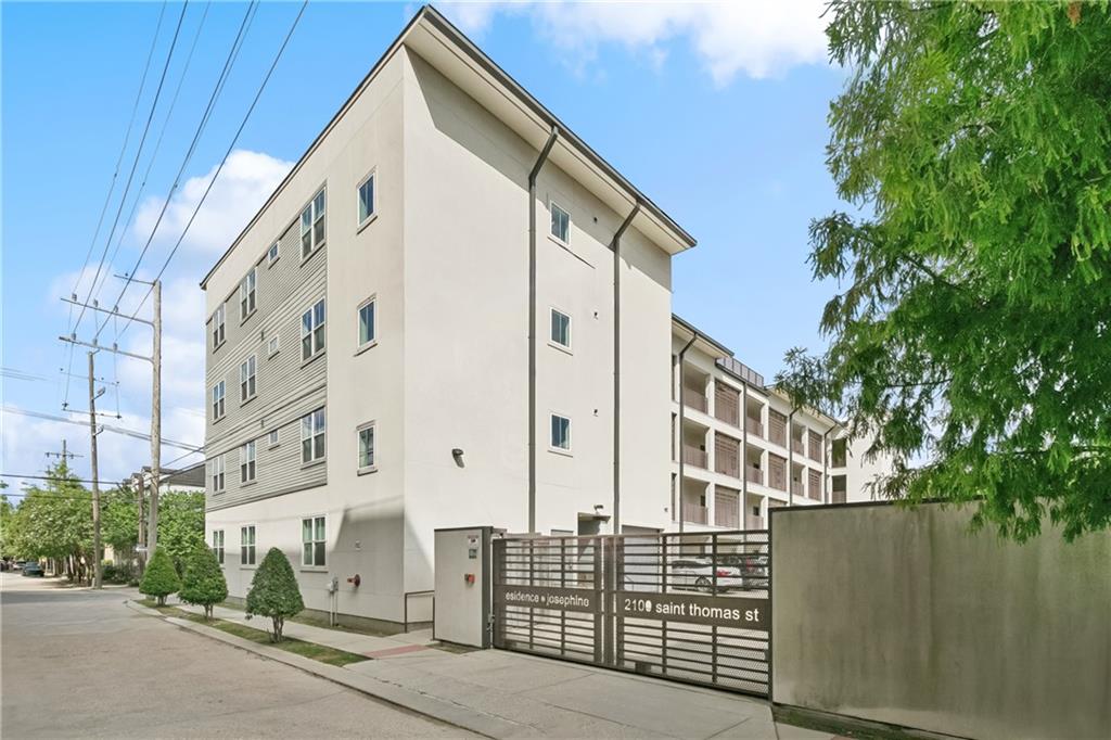 2100 SAINT THOMAS Street 202