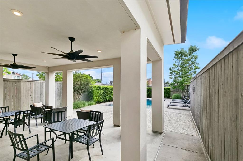 2100 SAINT THOMAS Street 202