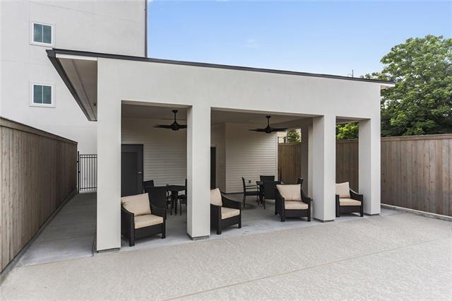 2100 SAINT THOMAS Street 202