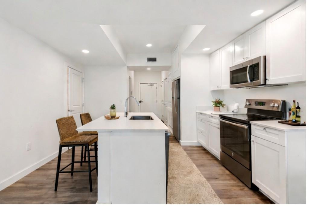 2100 SAINT THOMAS Street 202