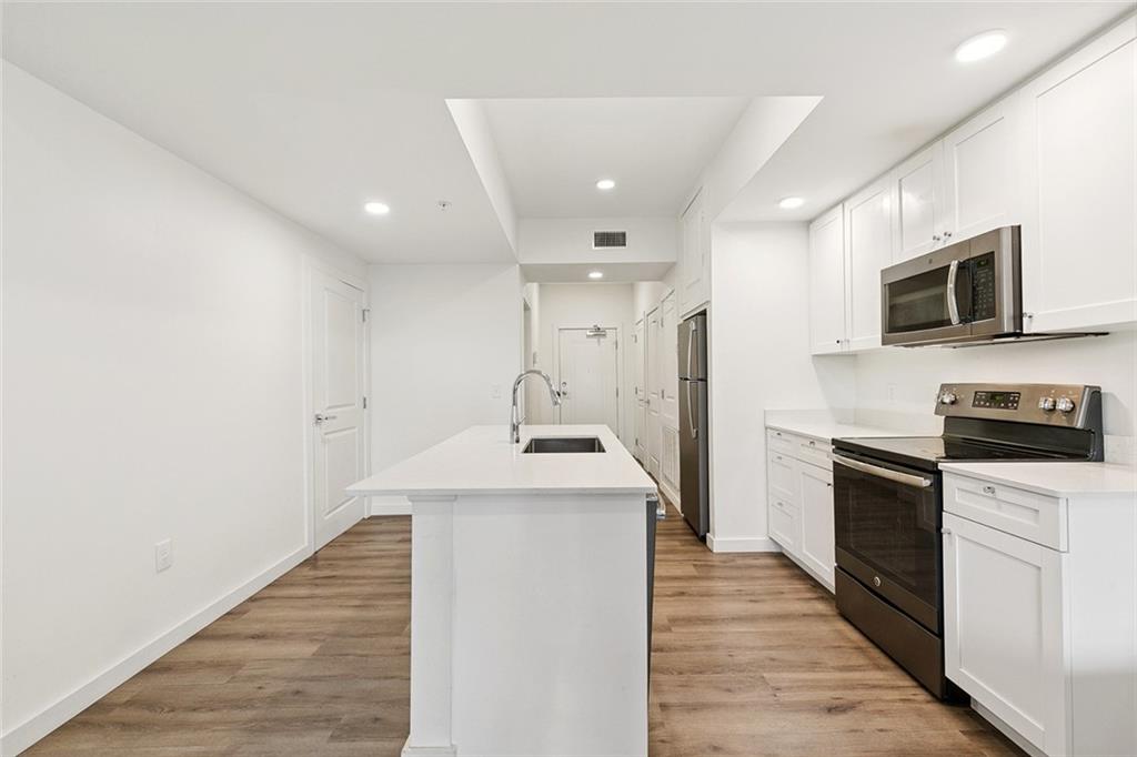 2100 SAINT THOMAS Street 202