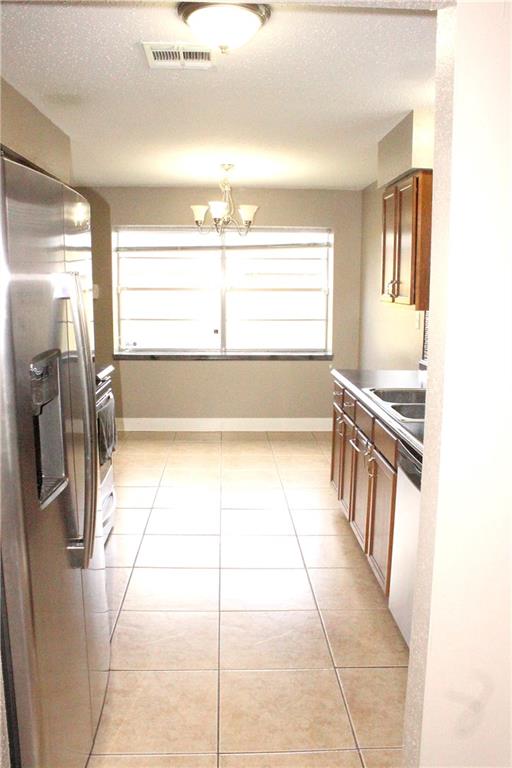110 N KINGS Court