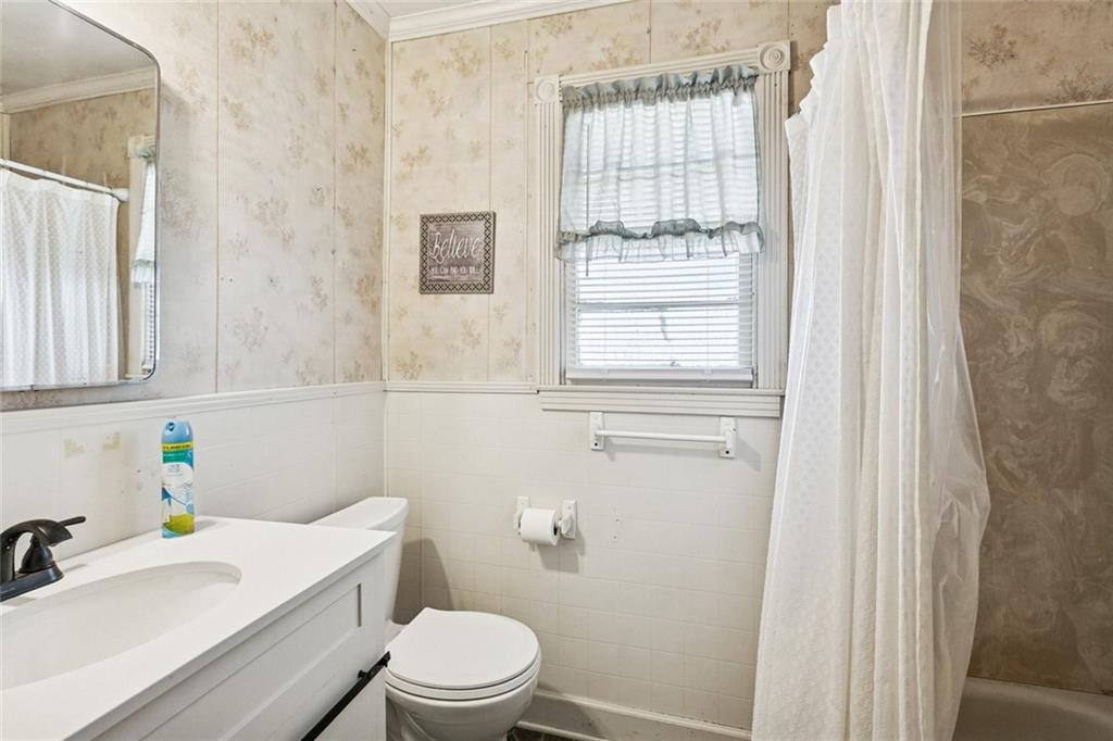 2005 MANOR HEIGHTS Drive