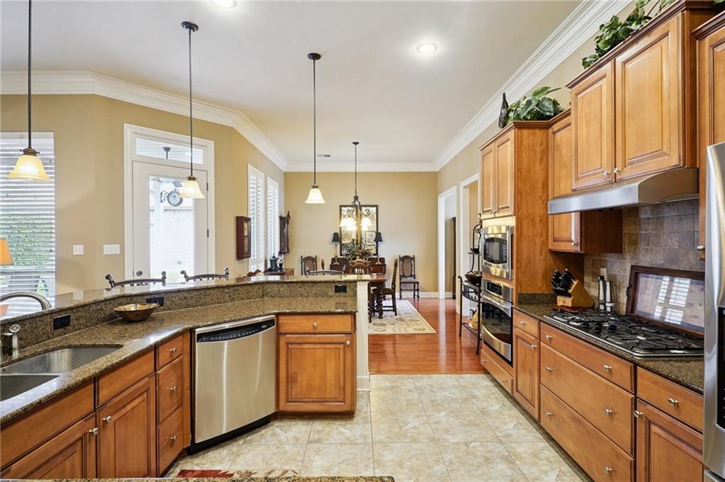116 KANAWHA Court
