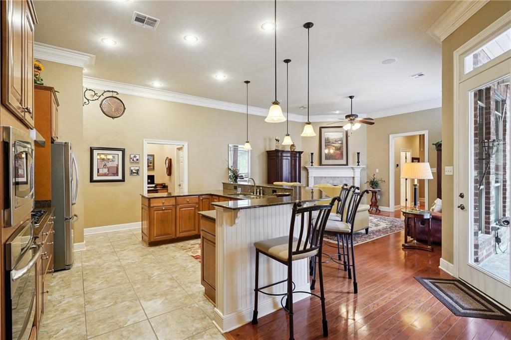 116 KANAWHA Court