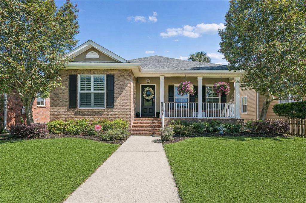 6755 LOUIS XIV Street