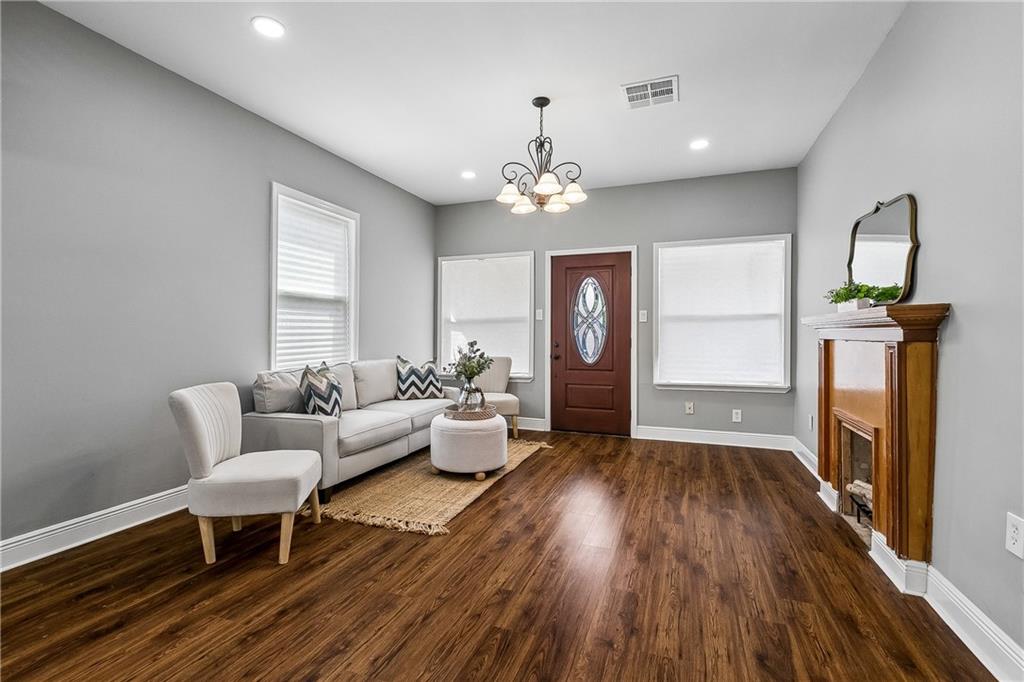 3020 BURDETTE Street