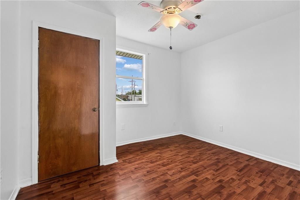 3020 BURDETTE Street