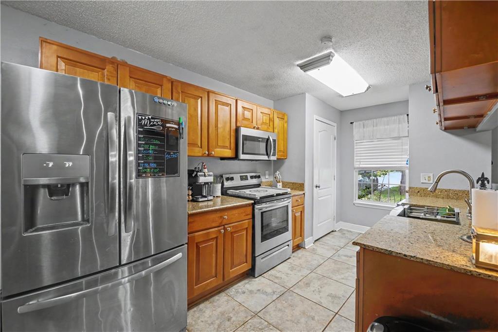 100 WOODRIDGE Court