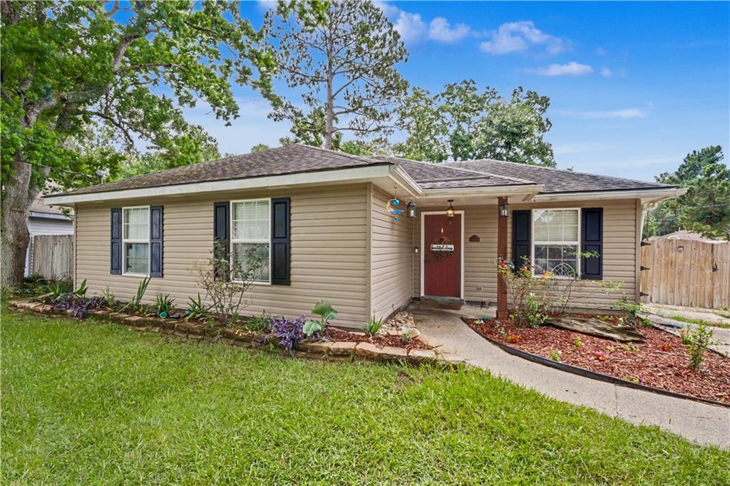 100 WOODRIDGE Court