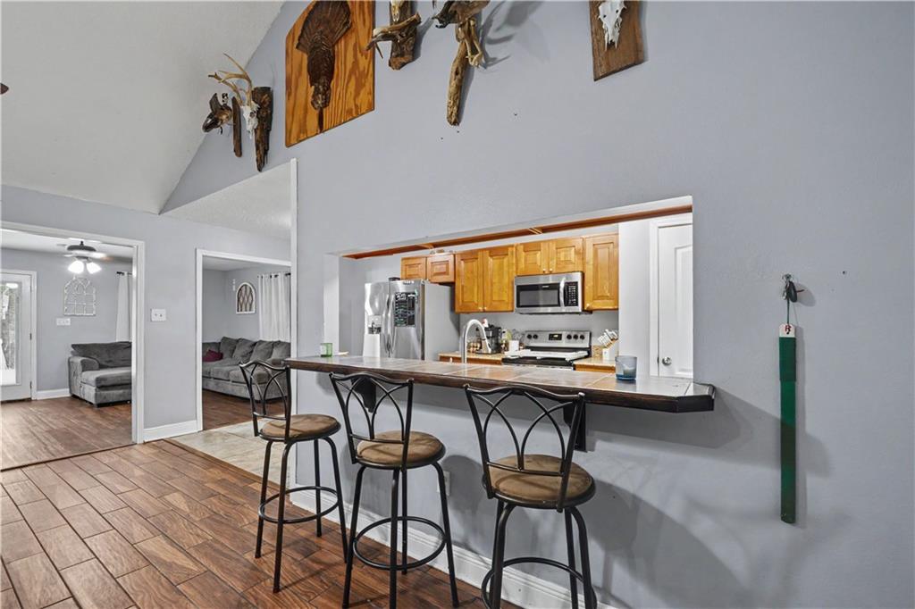 100 WOODRIDGE Court