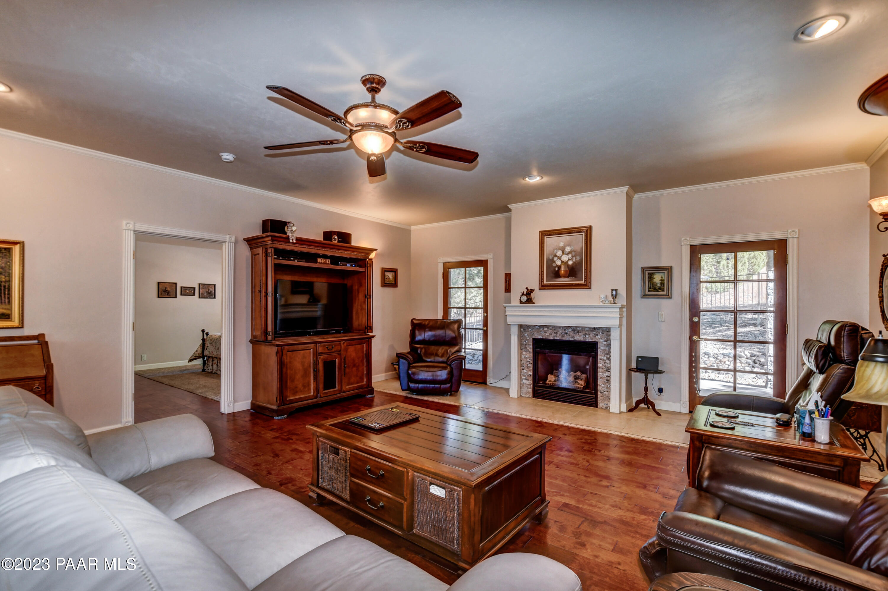 1572 Southpark Circle