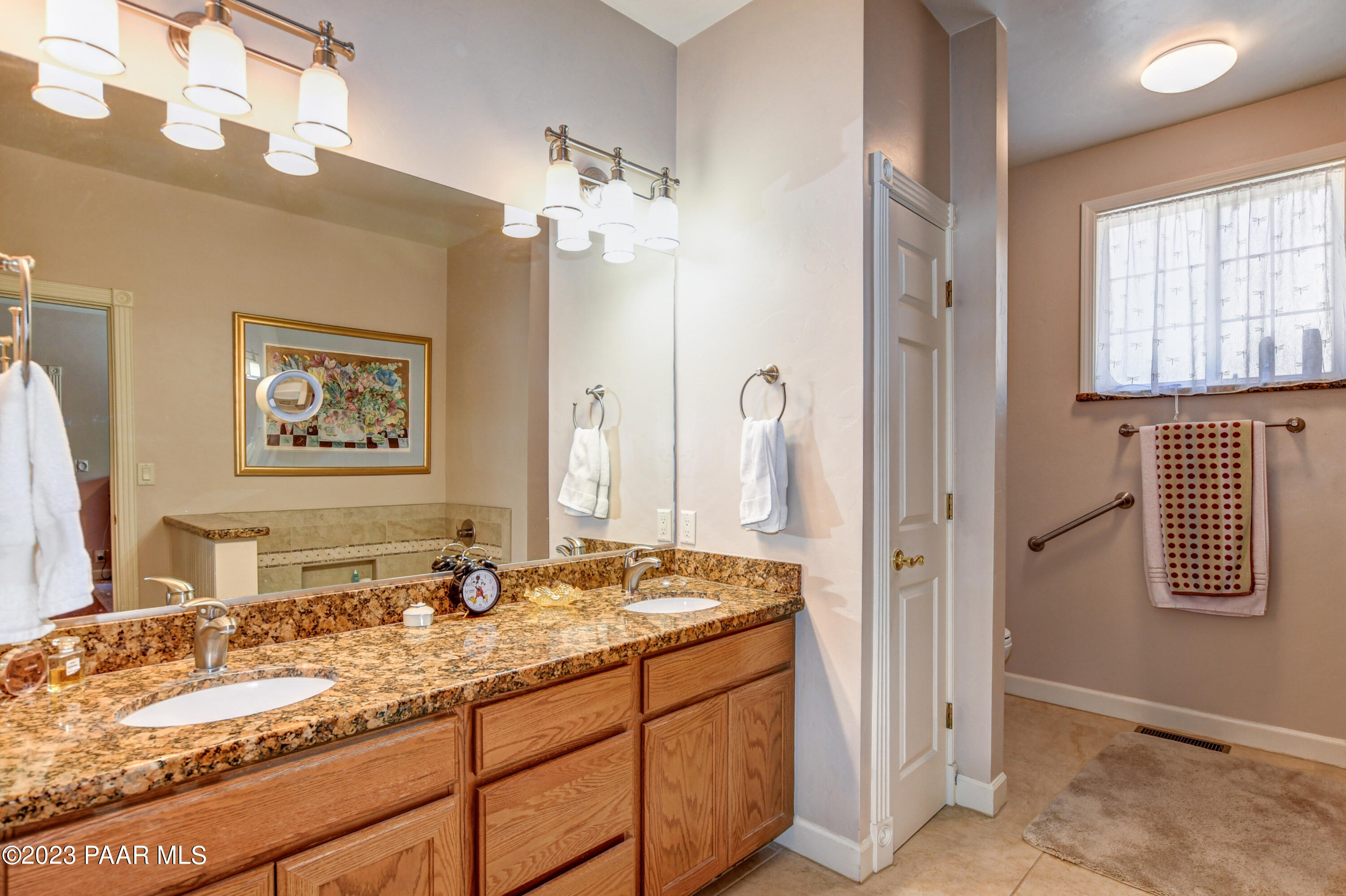 1572 Southpark Circle