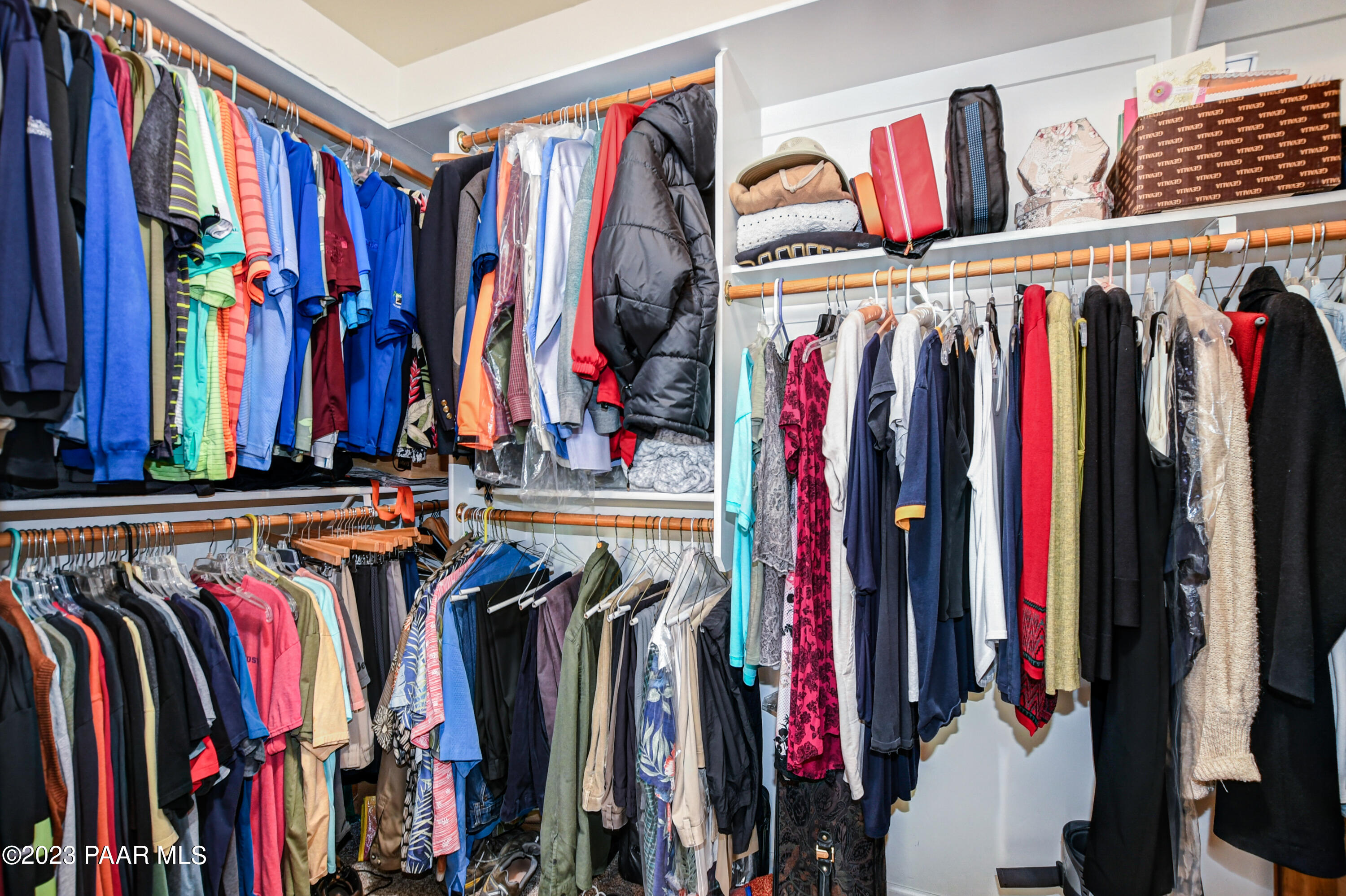 1572 Southpark Circle