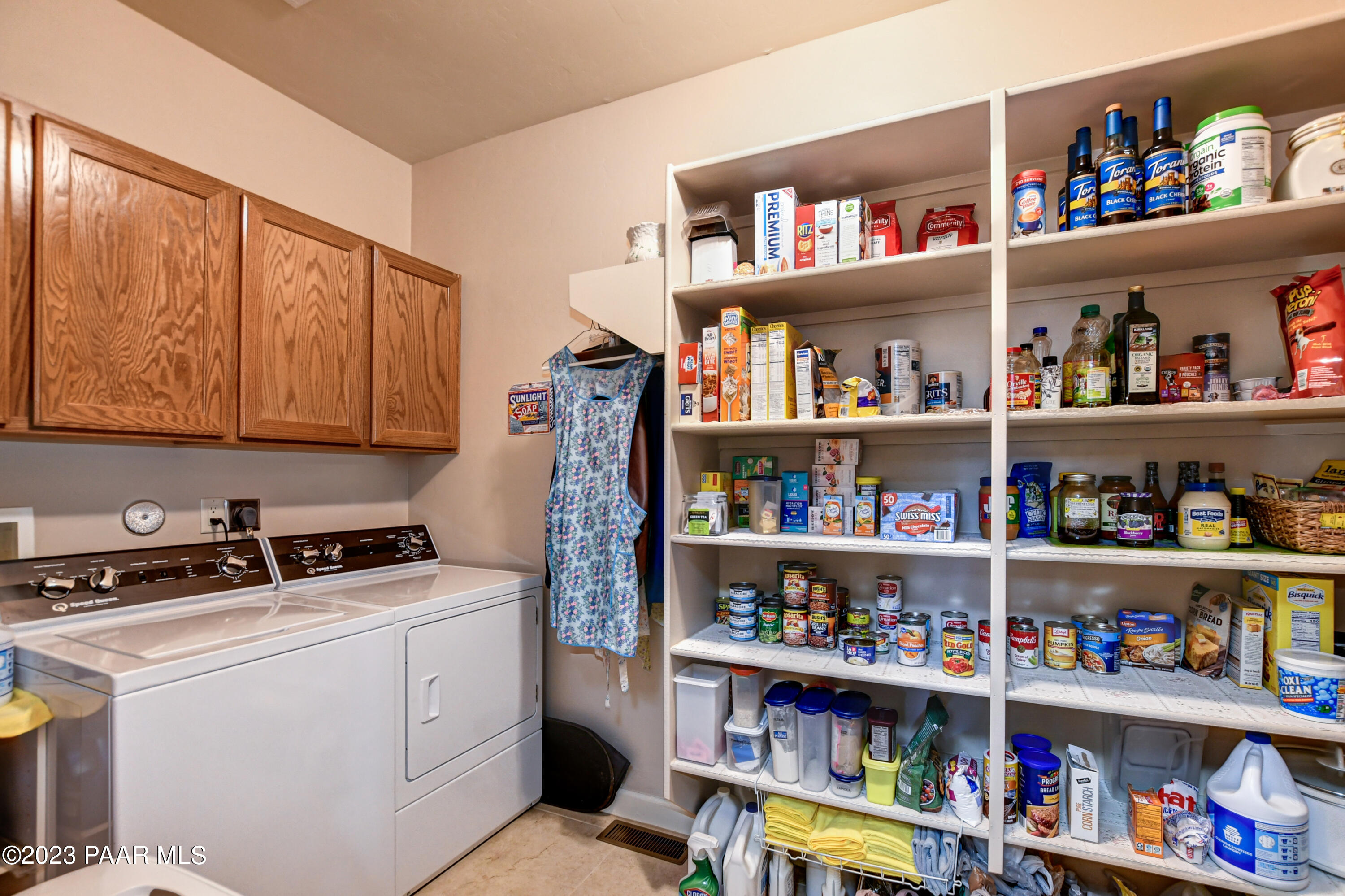 1572 Southpark Circle