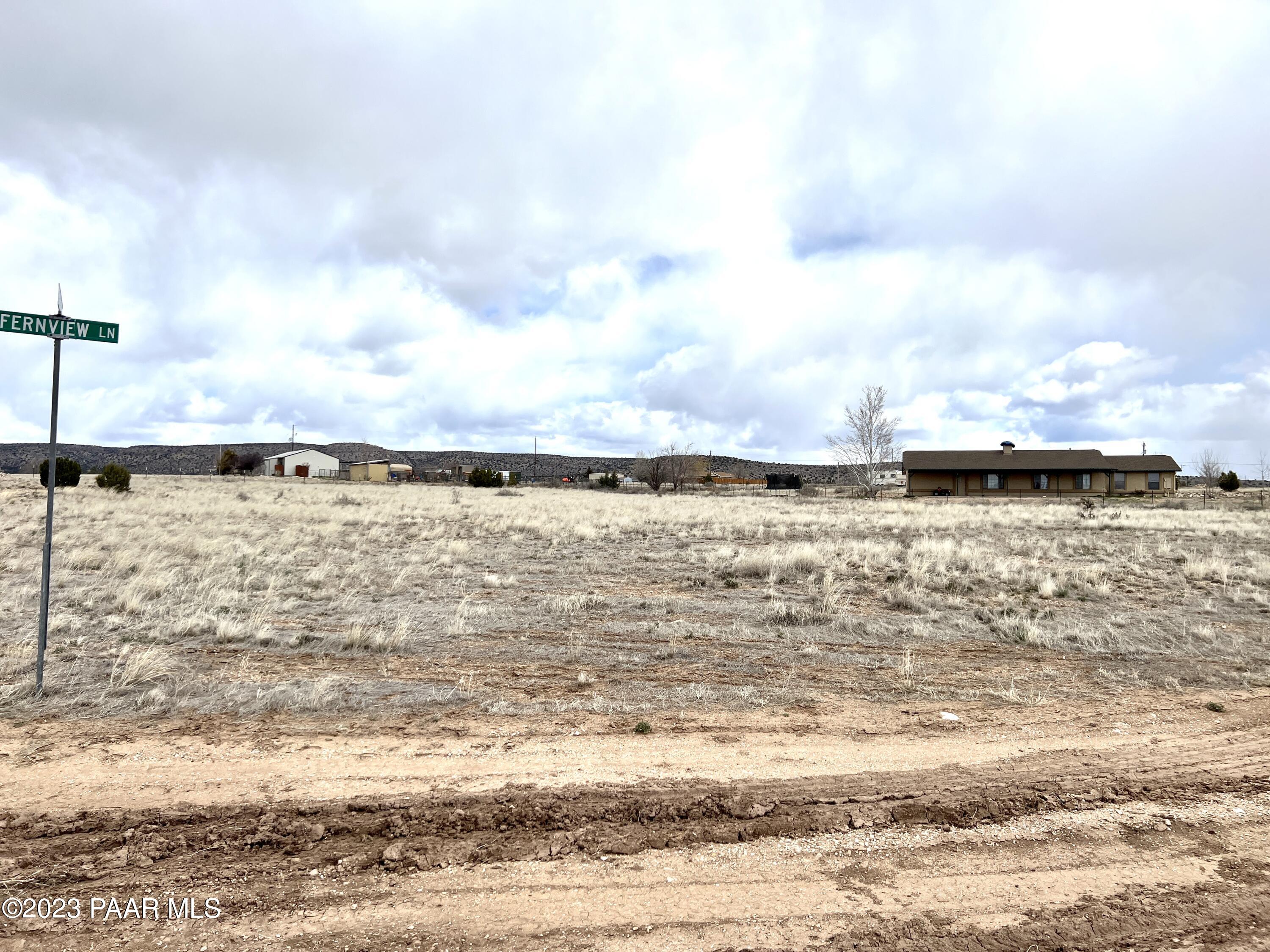 25725 N Patricia Road