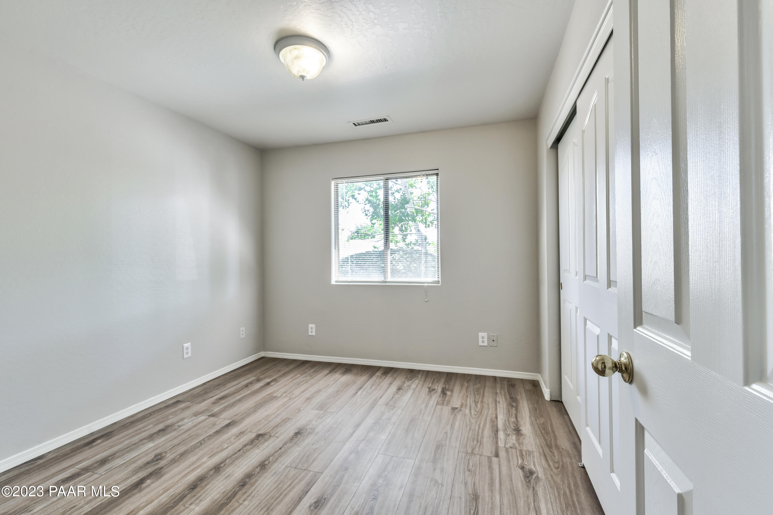 7192 N Summit View Drive