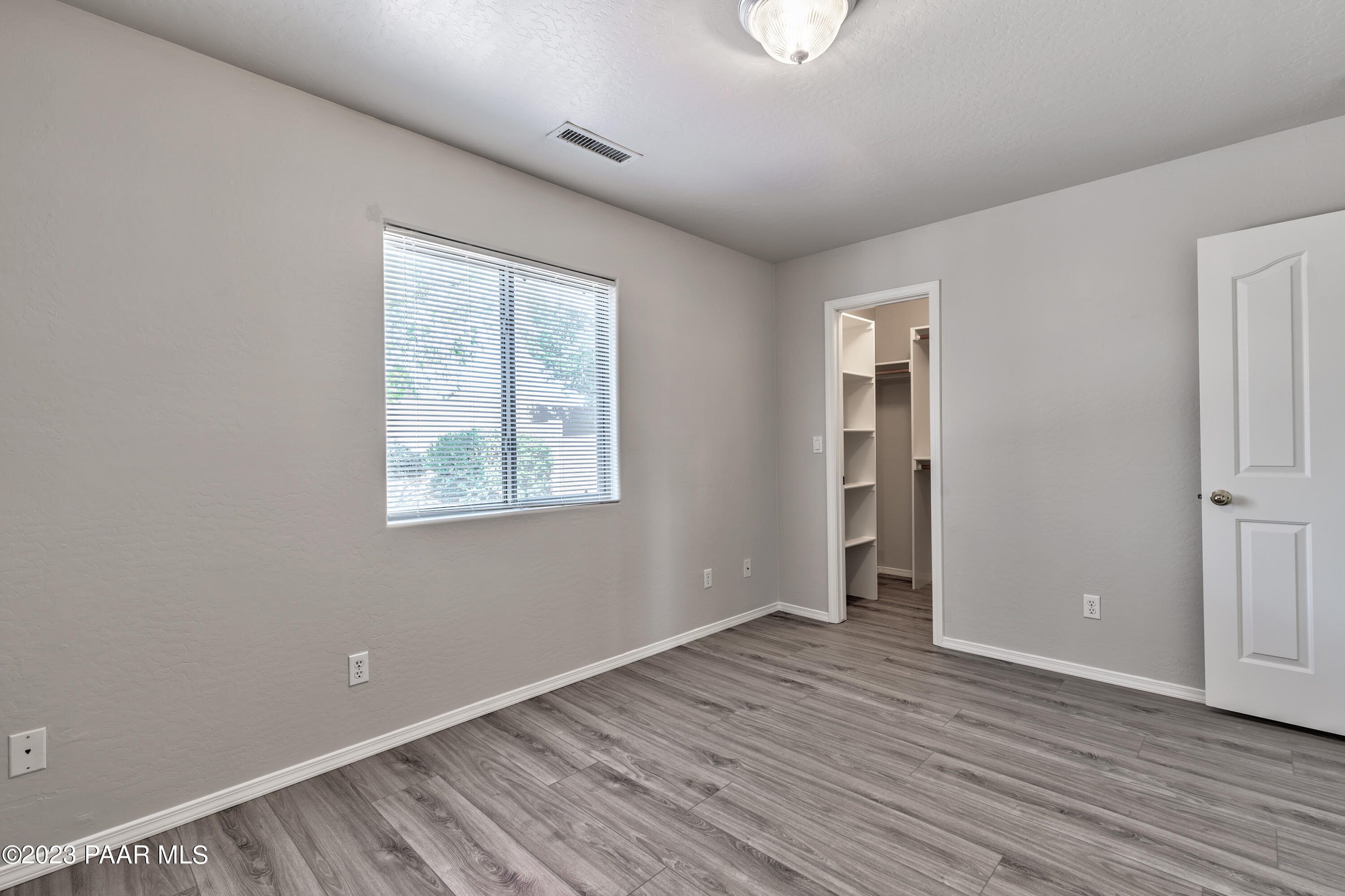 7192 N Summit View Drive