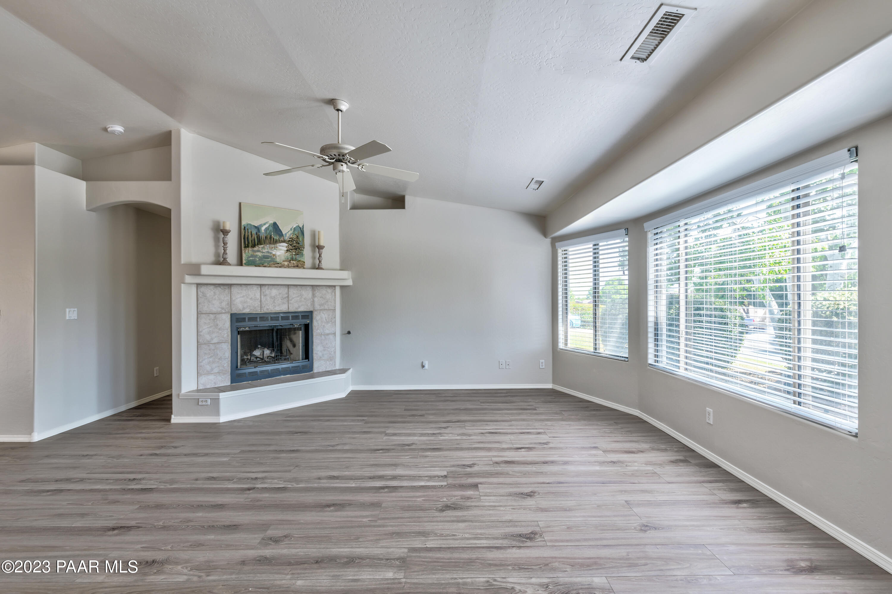 7192 N Summit View Drive