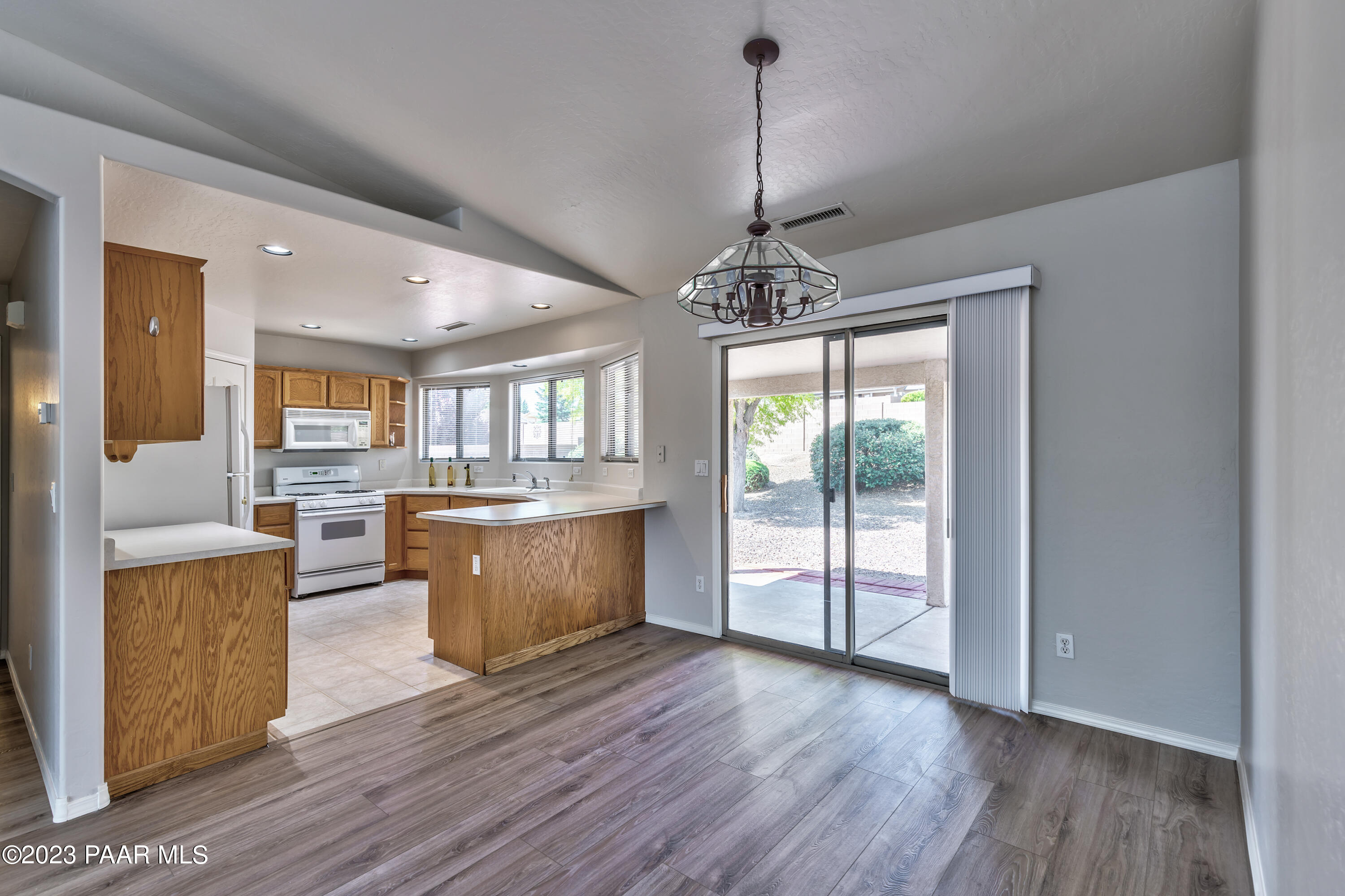 7192 N Summit View Drive