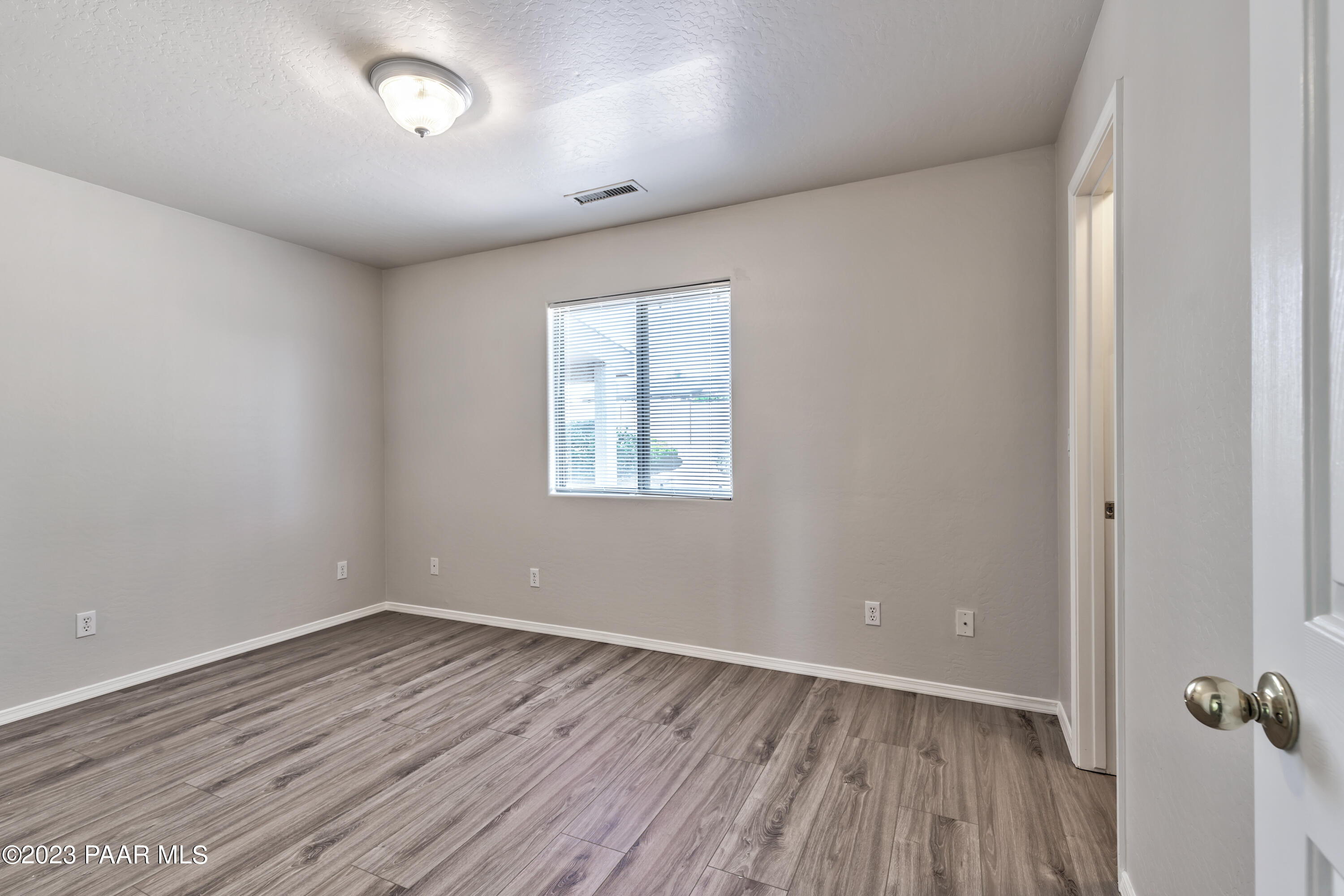 7192 N Summit View Drive