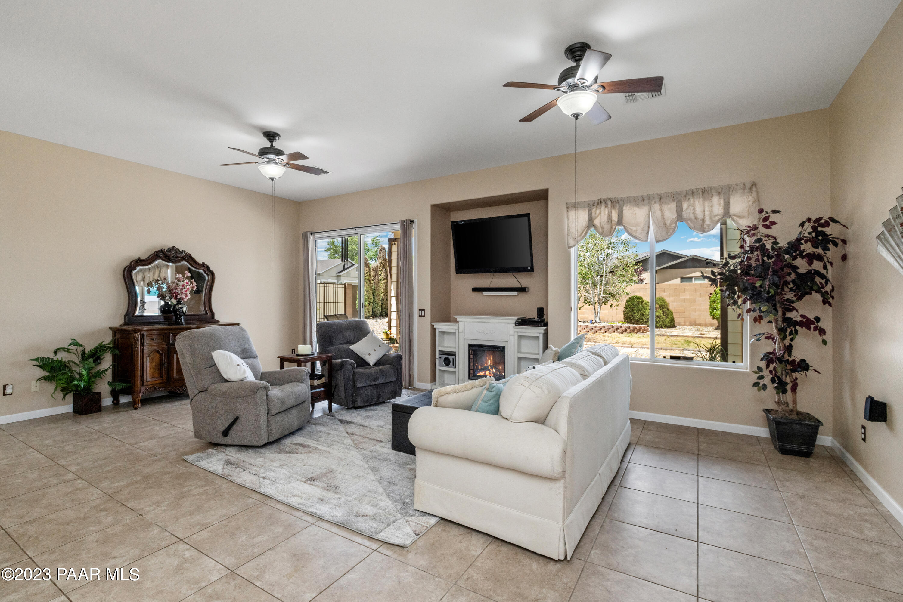 7053 N Clear Sky Court