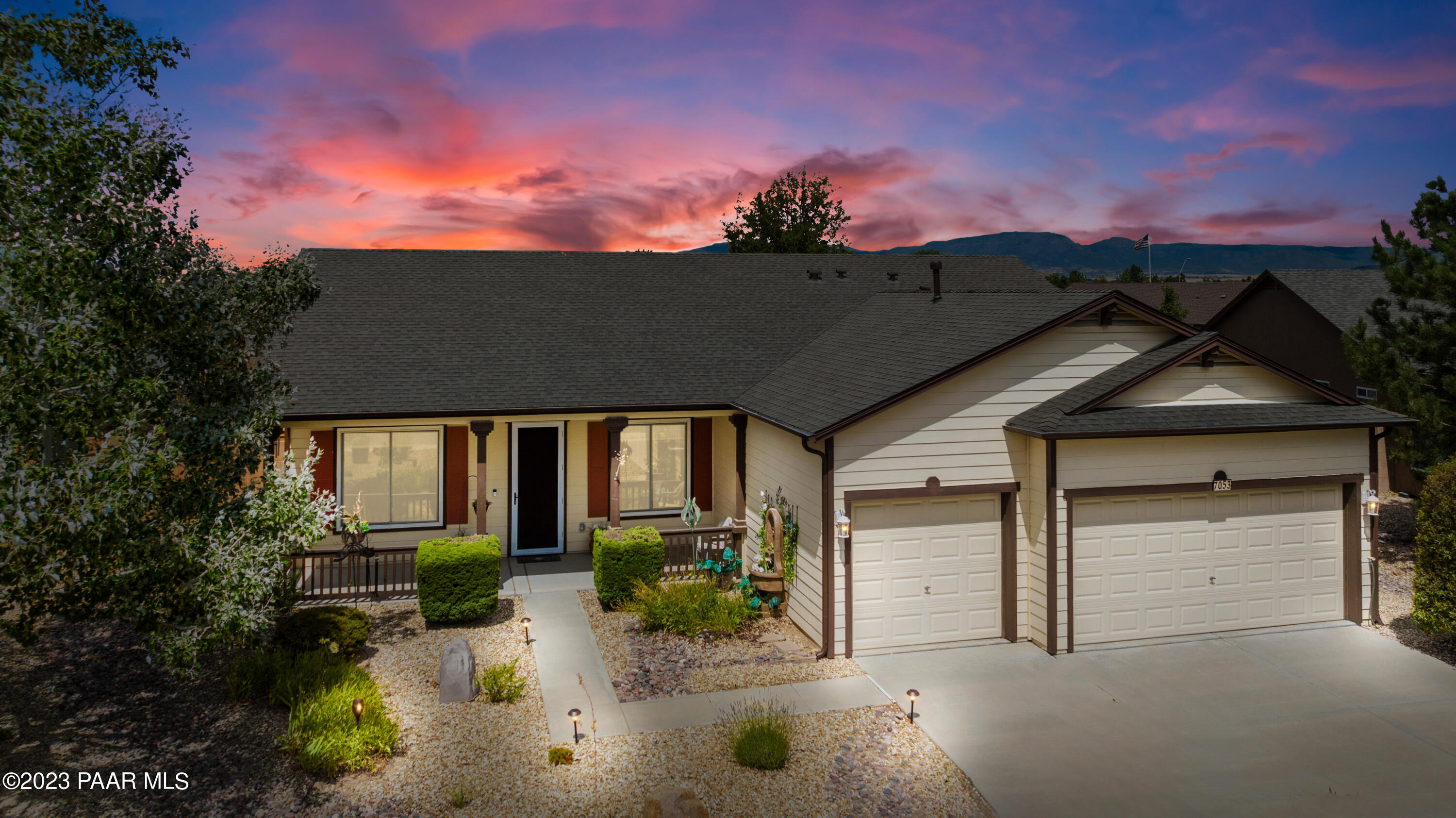 7053 N Clear Sky Court