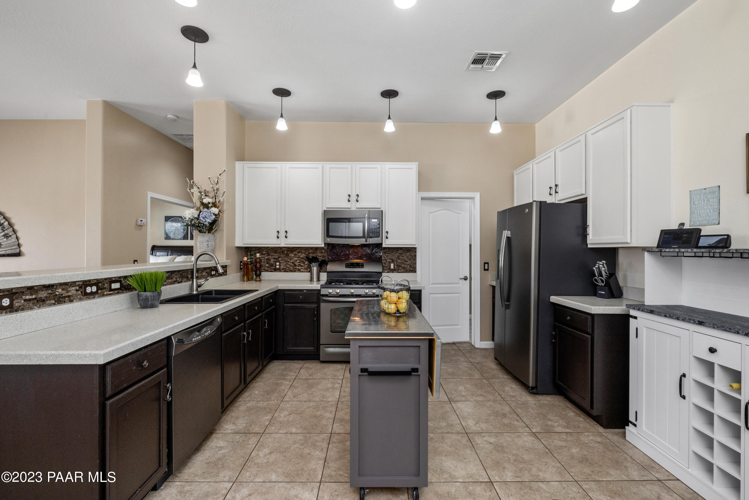 7053 N Clear Sky Court