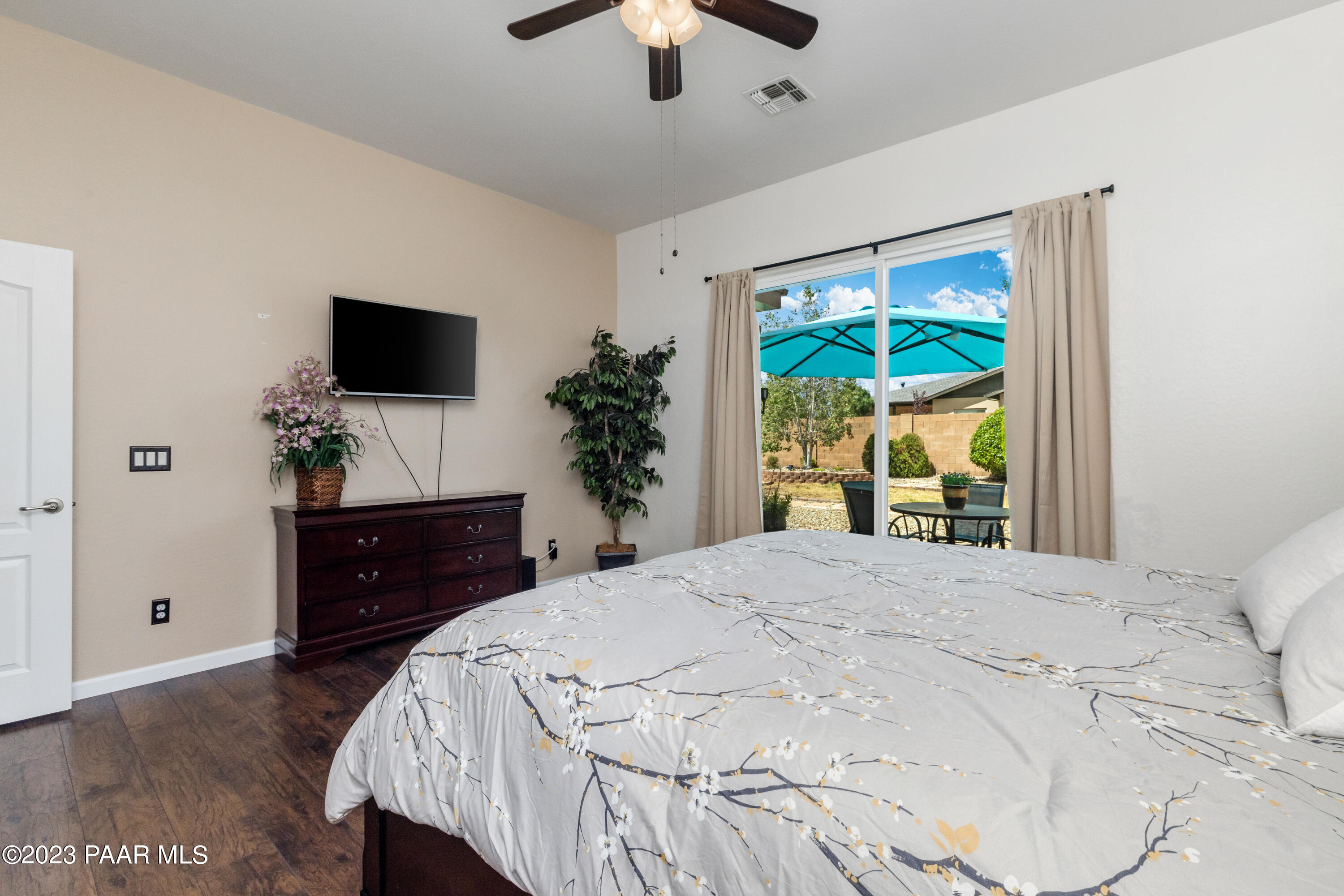 7053 N Clear Sky Court