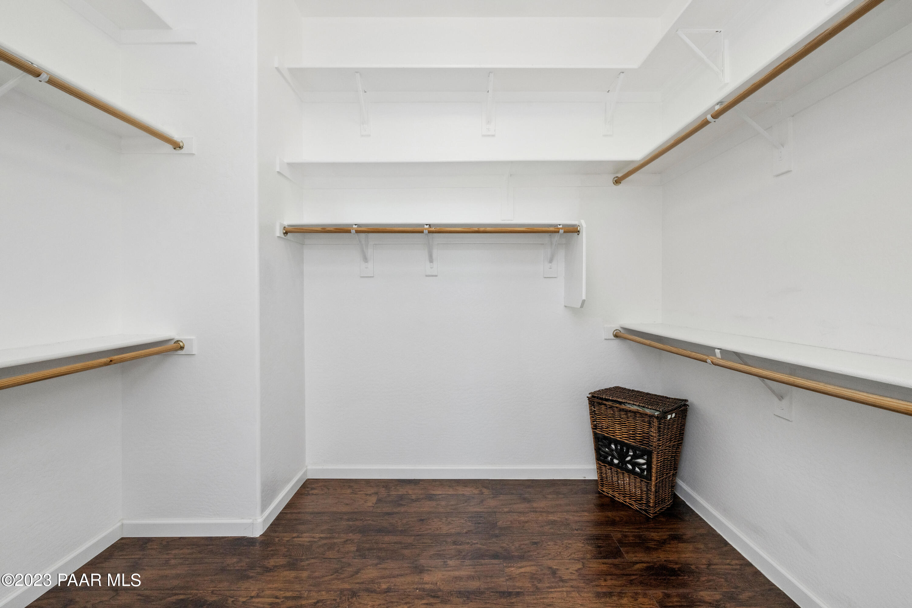 7053 N Clear Sky Court