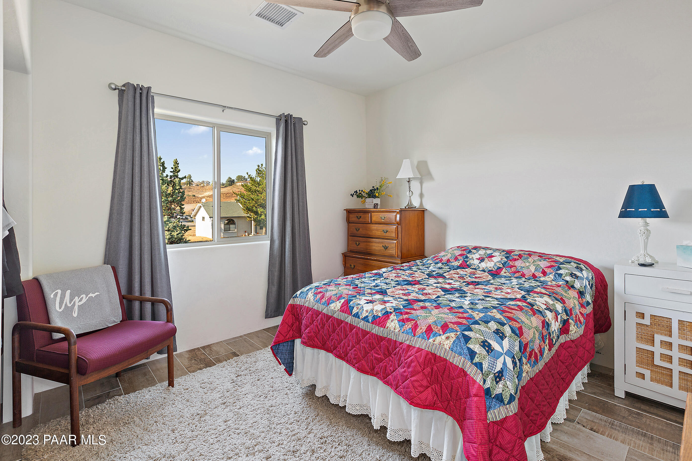 4789 N Sheridan Lane