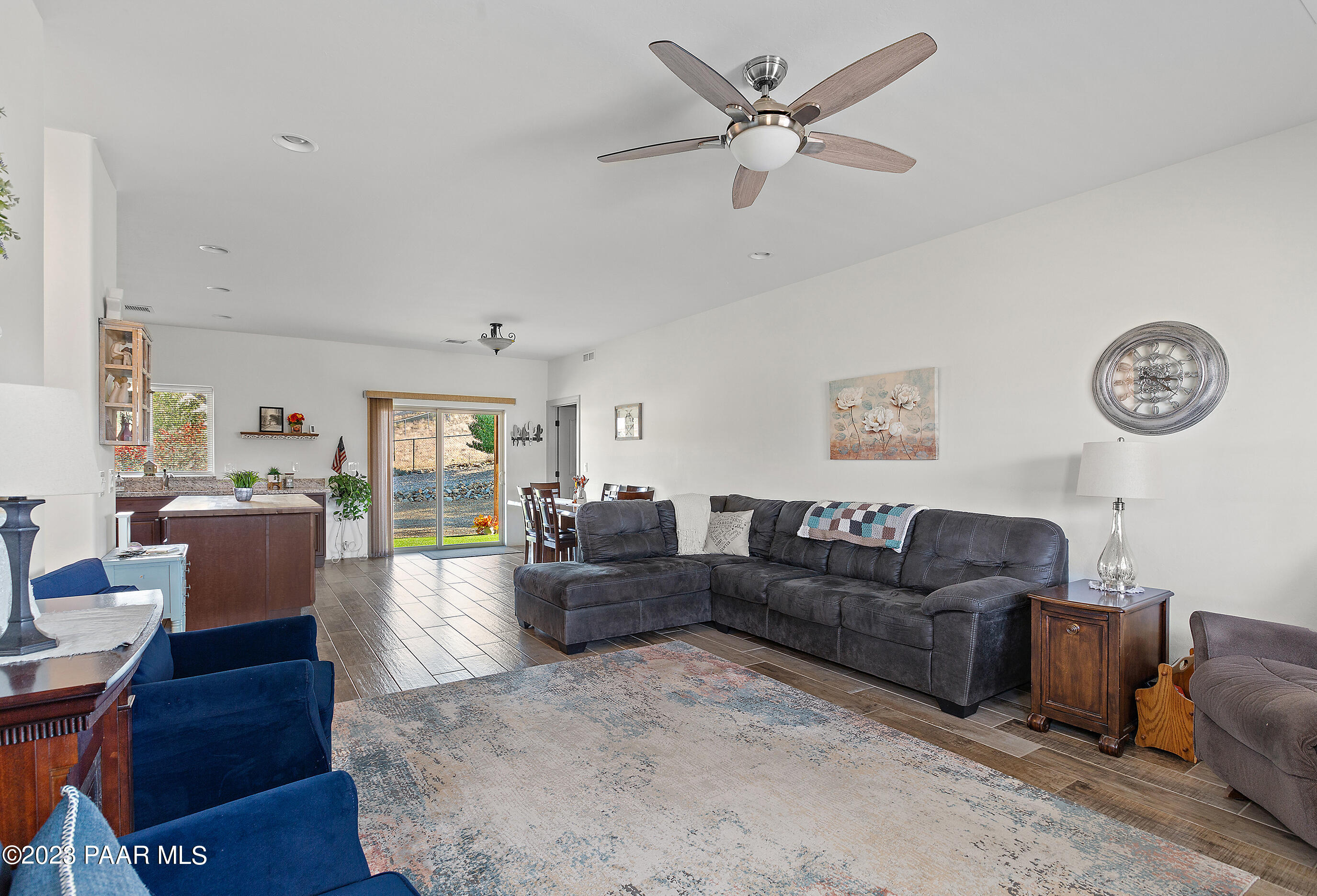 4789 N Sheridan Lane