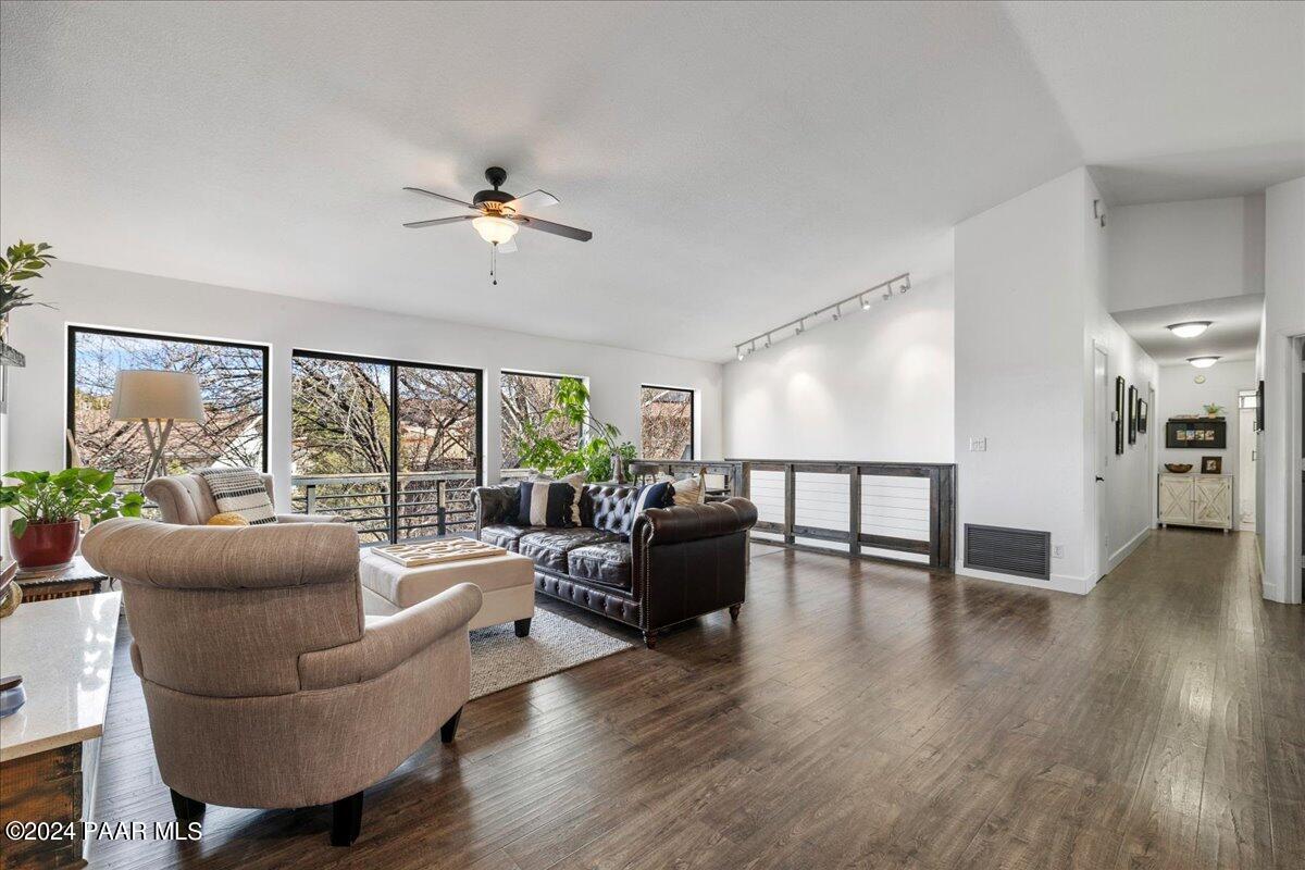 1533 Eagle Ridge Road