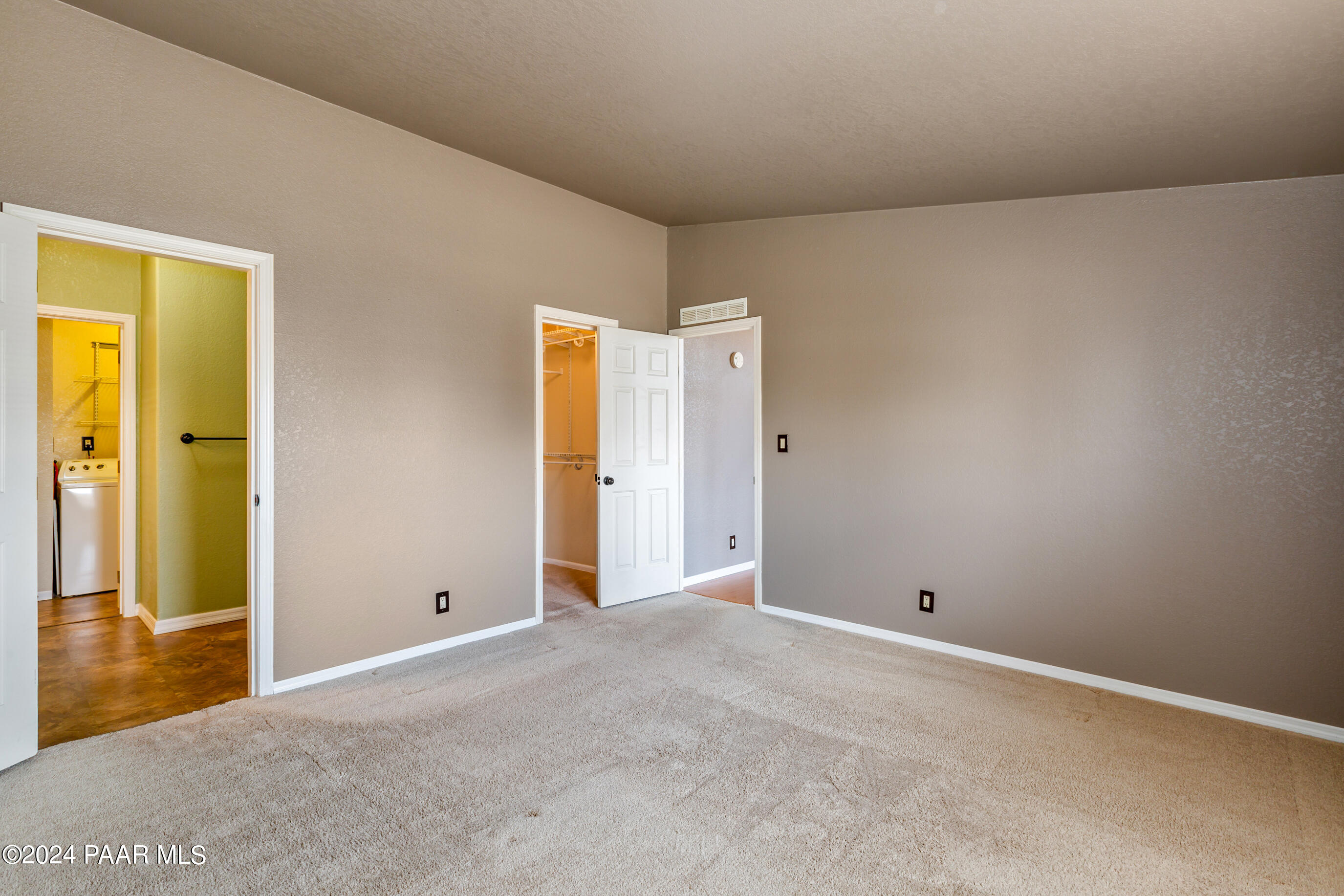 6295 N Moonlight Way