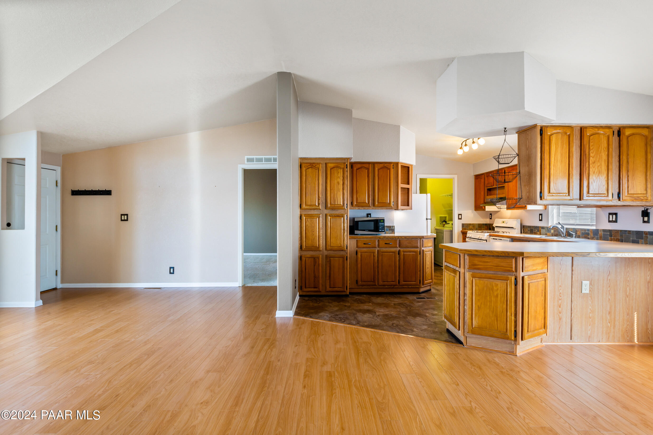 6295 N Moonlight Way