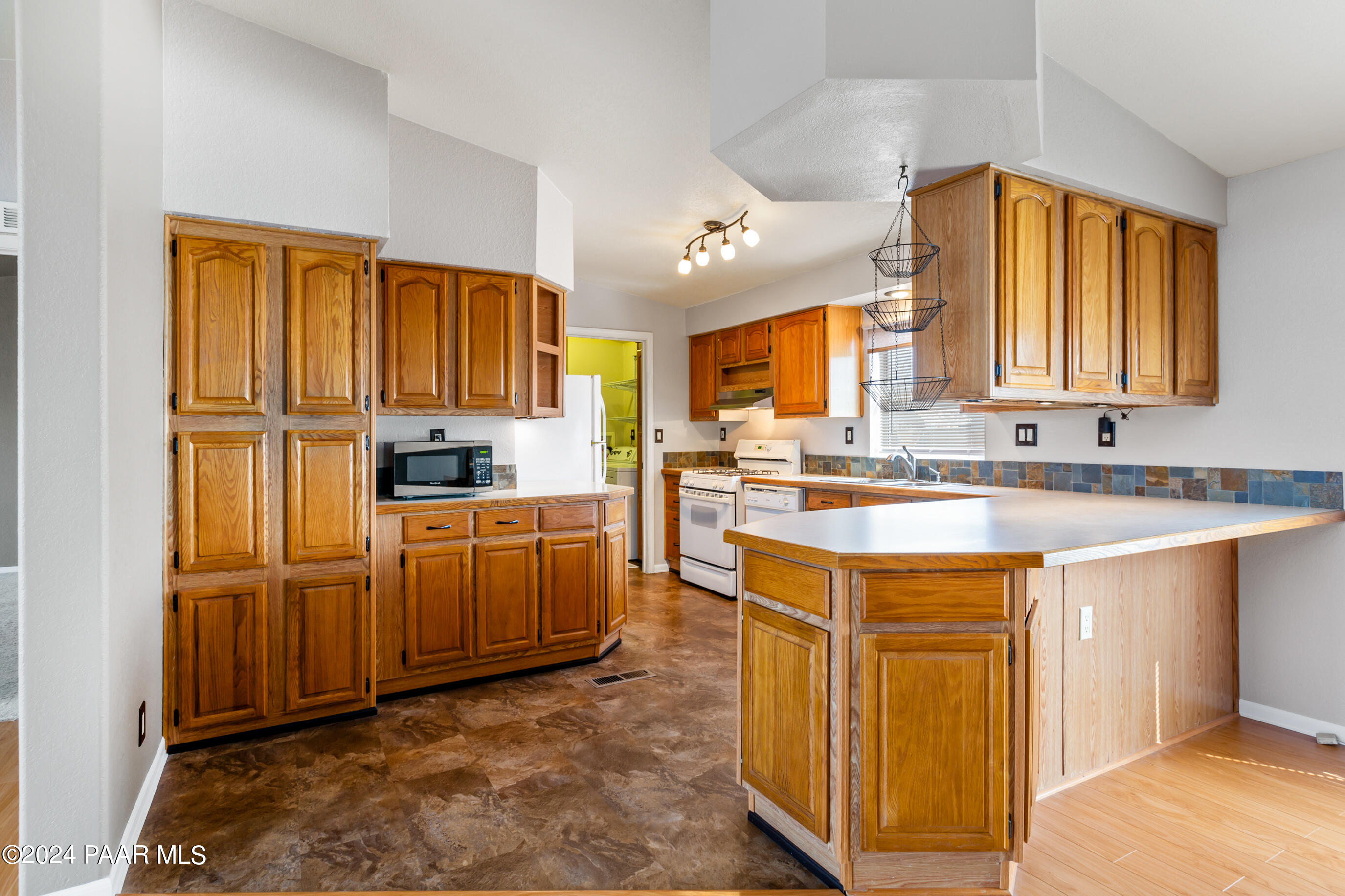 6295 N Moonlight Way