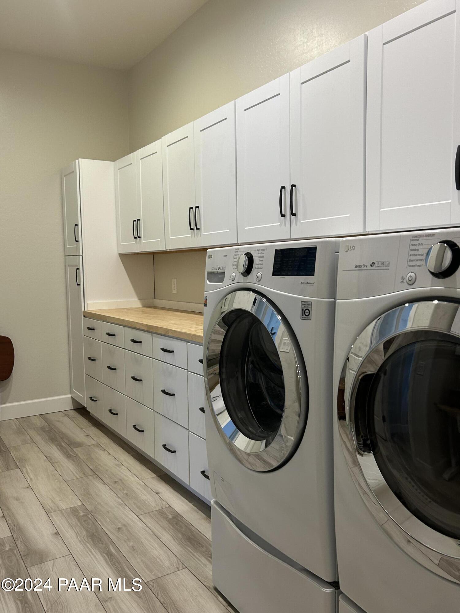 5349 Autumn Leaf Lane