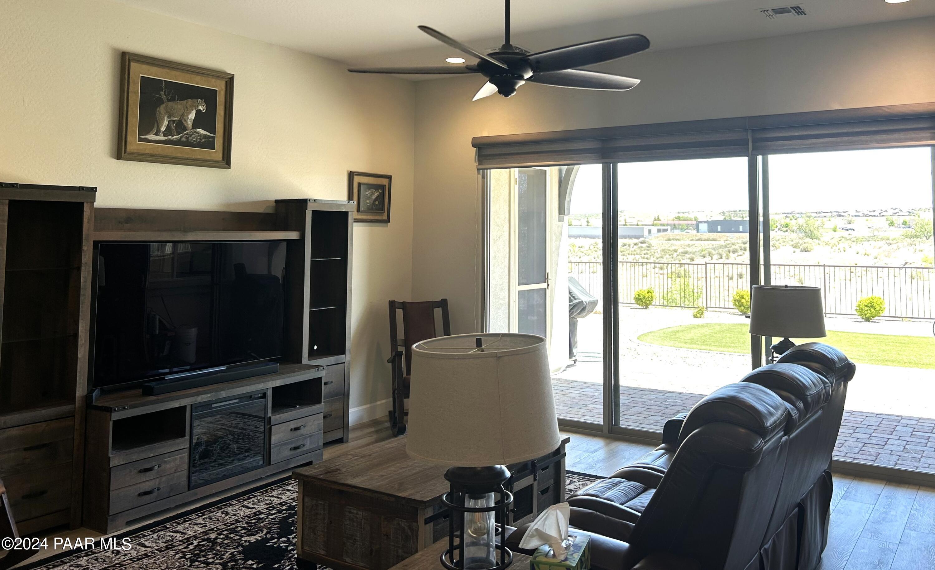 5349 Autumn Leaf Lane