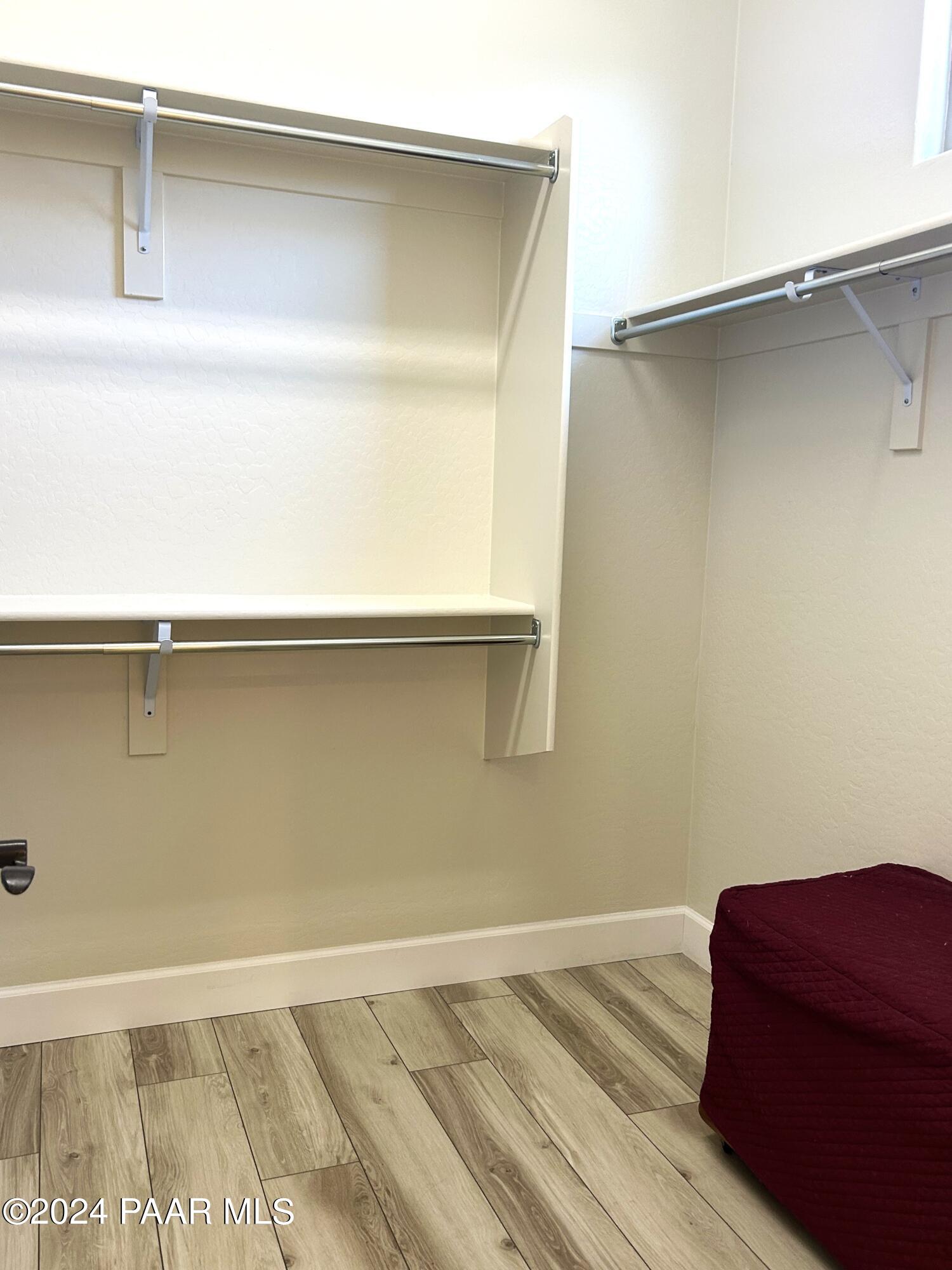 5349 Autumn Leaf Lane