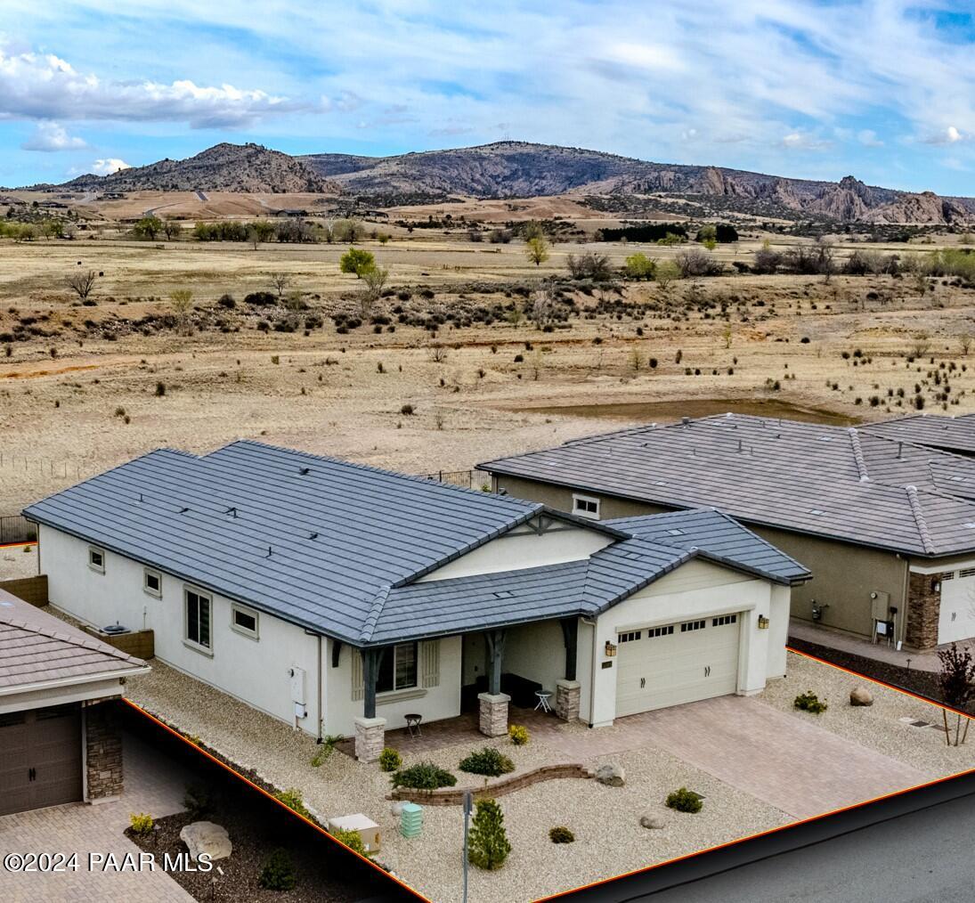 5349 Autumn Leaf Lane