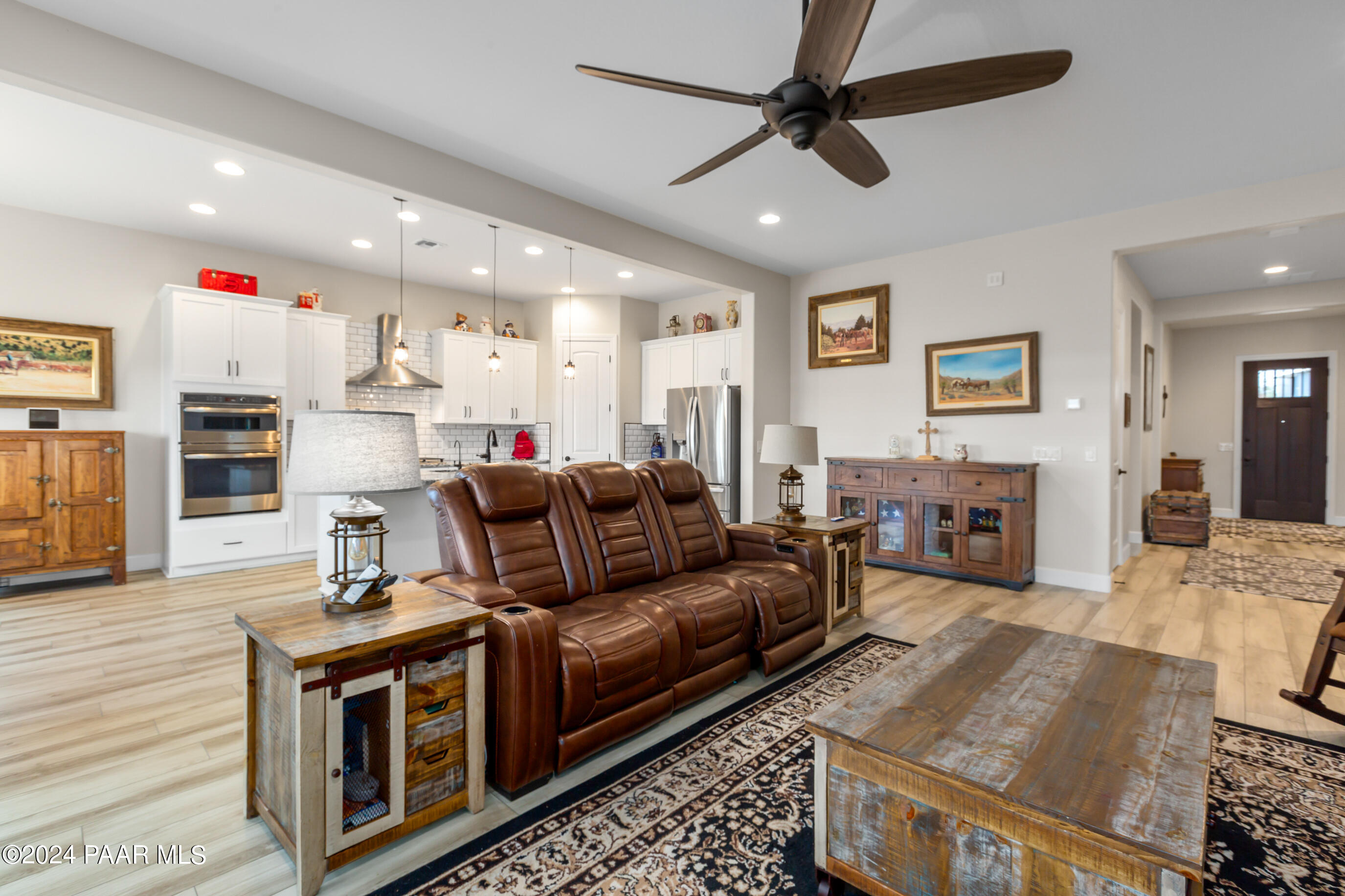 5349 Autumn Leaf Lane