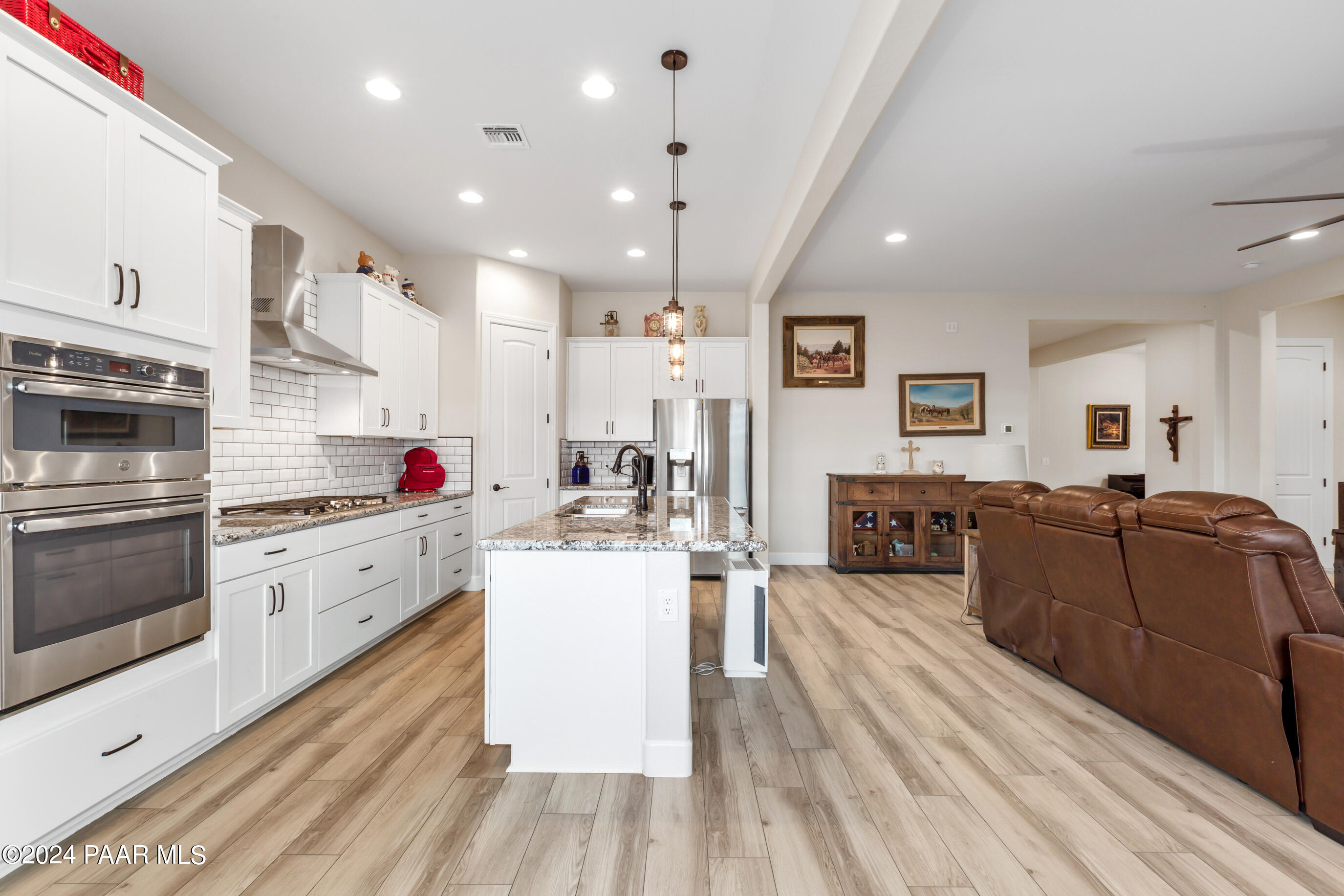 5349 Autumn Leaf Lane