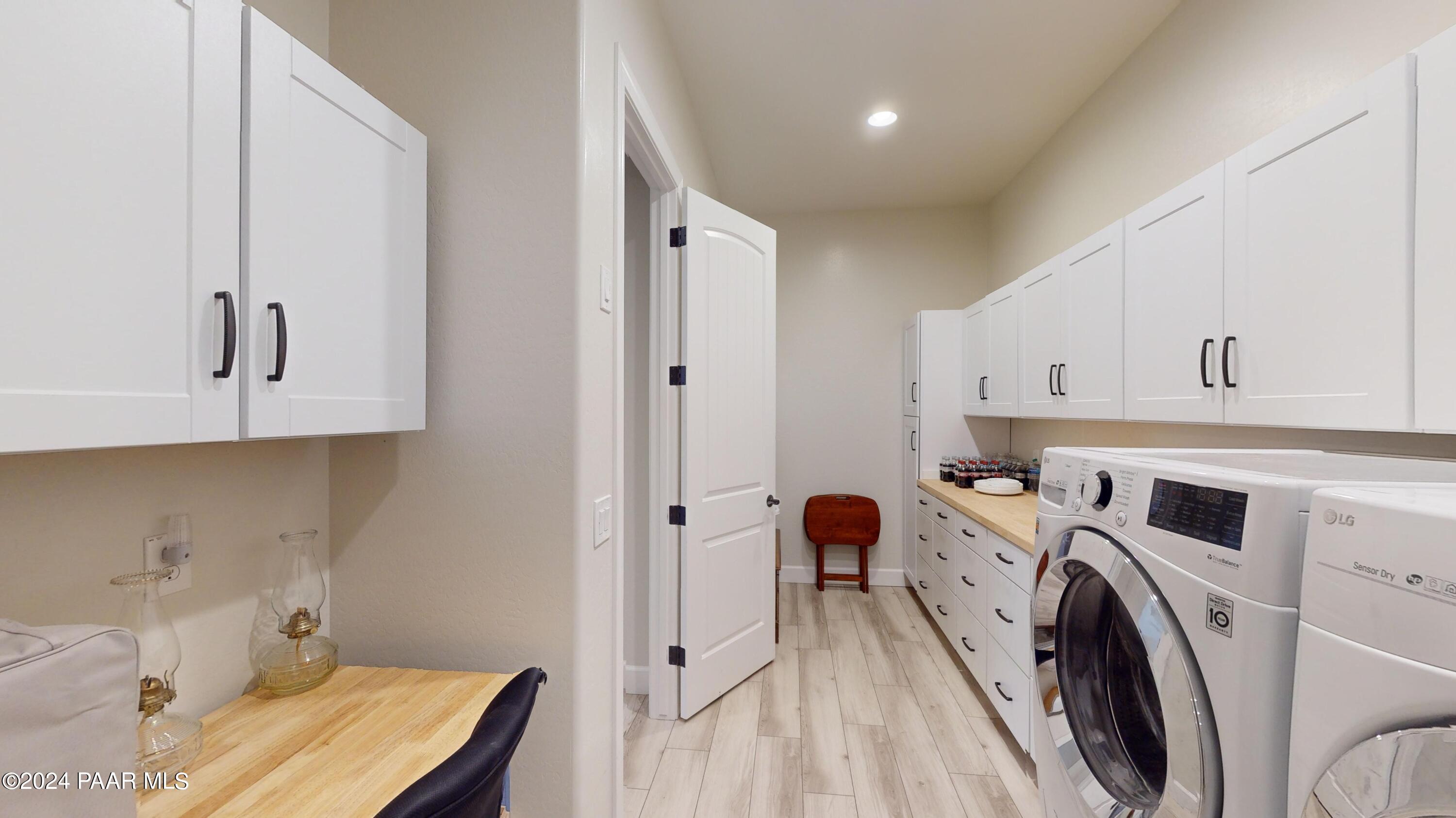 5349 Autumn Leaf Lane