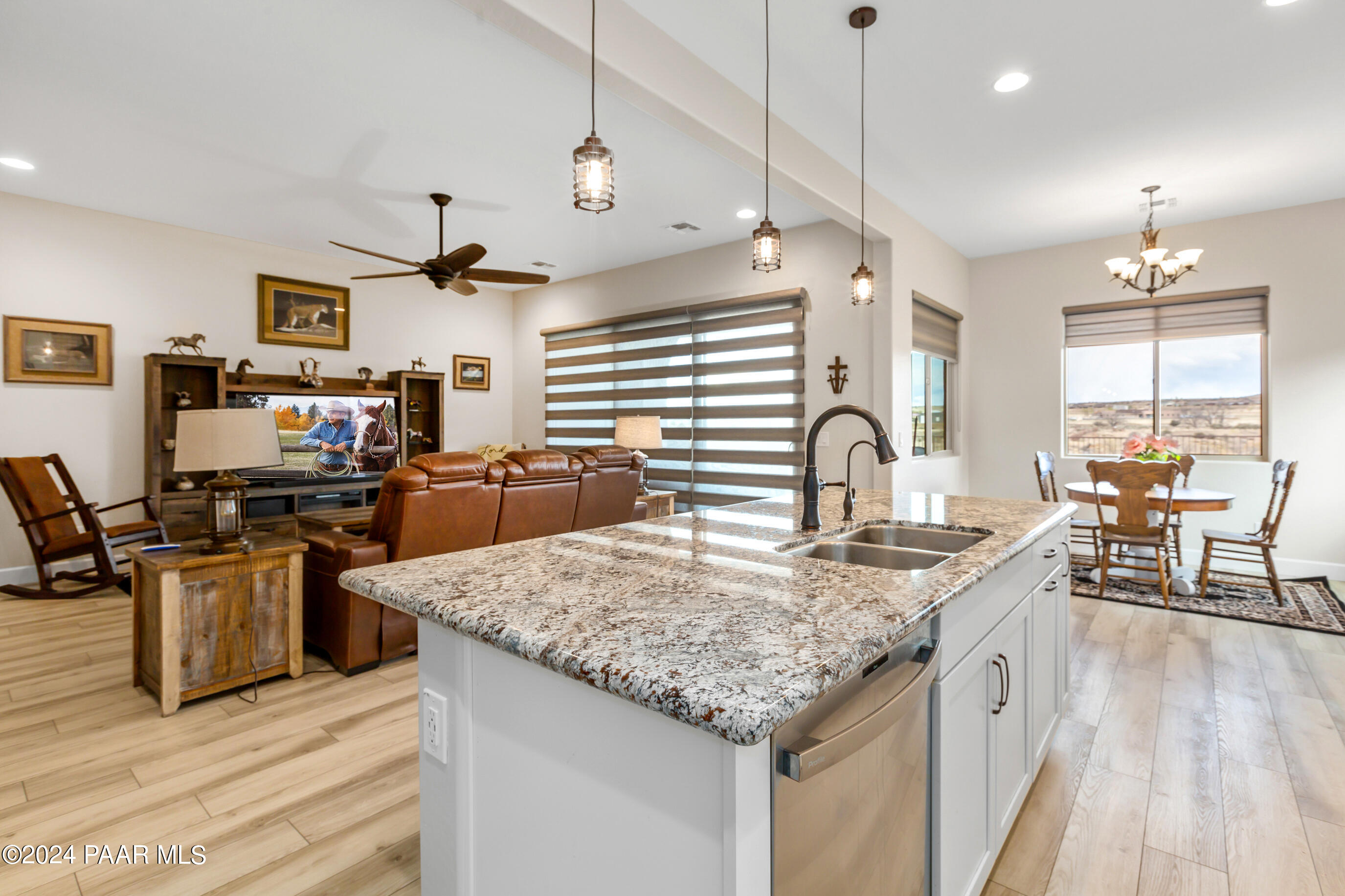 5349 Autumn Leaf Lane